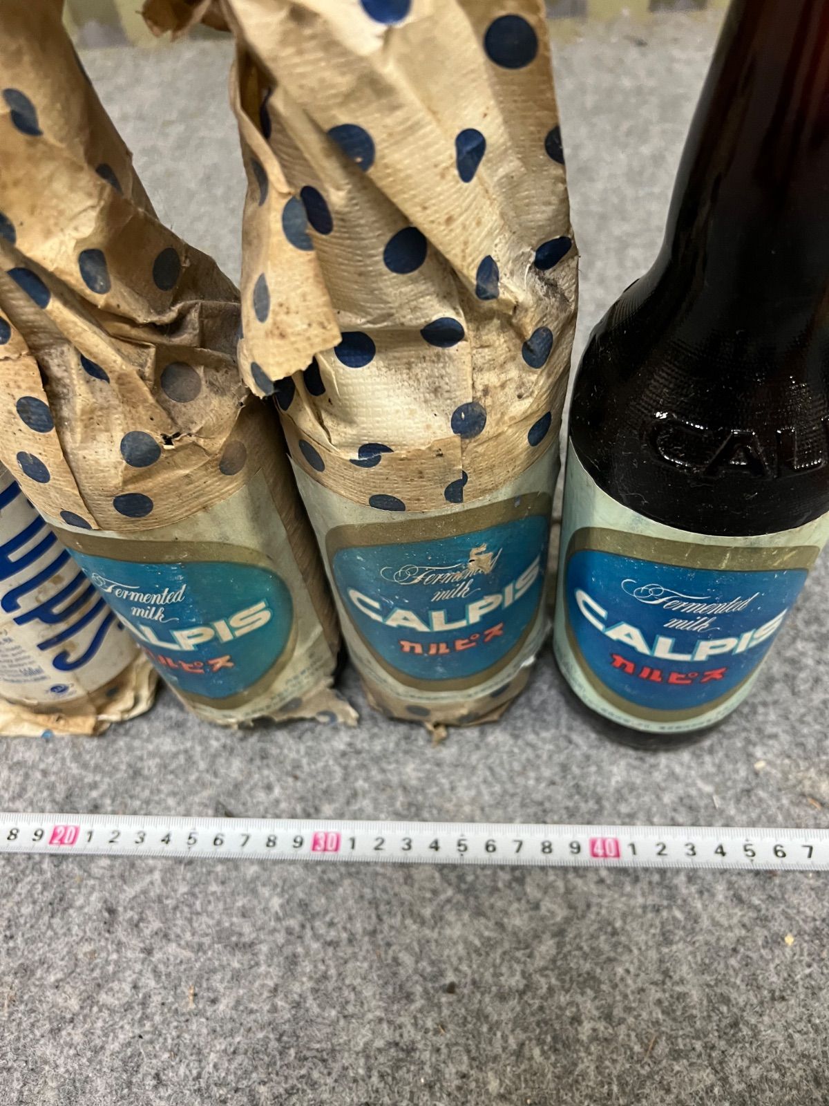 ⭐︎ 昭和 レトロ カルピス 6本 2種 未開封 原液 古瓶 まとめ - メルカリ