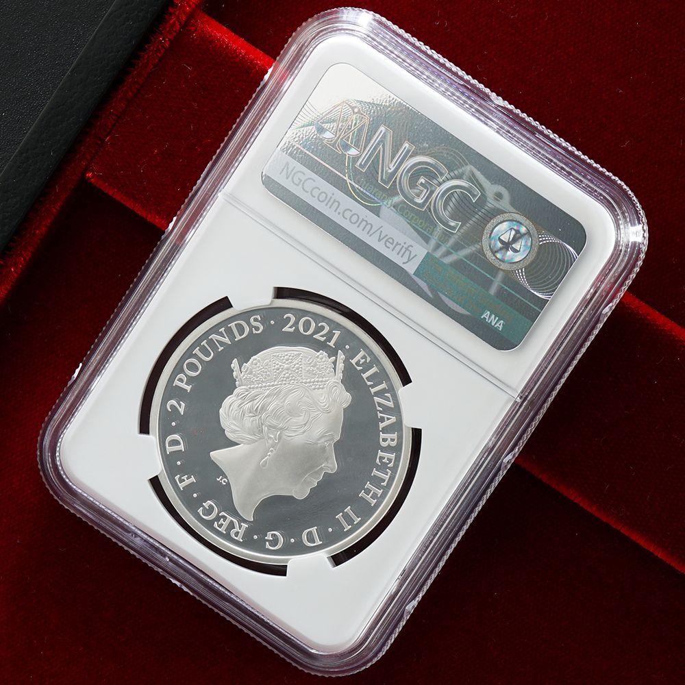 アリスとエリザベス女王】2021年 イギリス 不思議の国のアリス 2ポンド