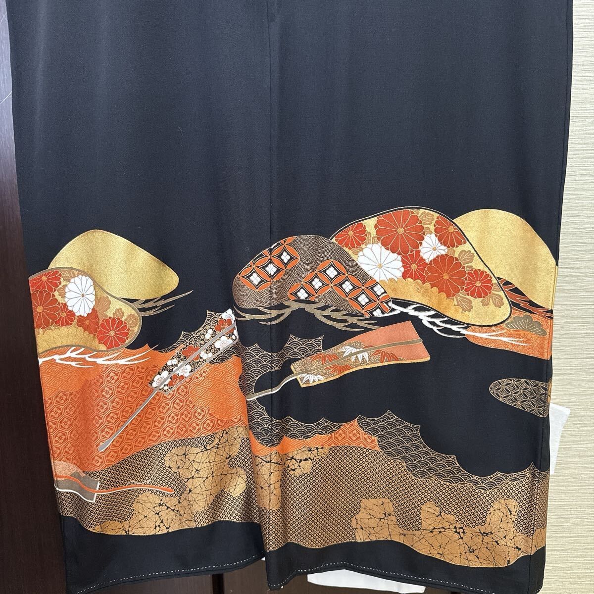 き554】黒留袖＋長襦袢セット◇未使用・五つ紋・比翼仕立て◇展示品