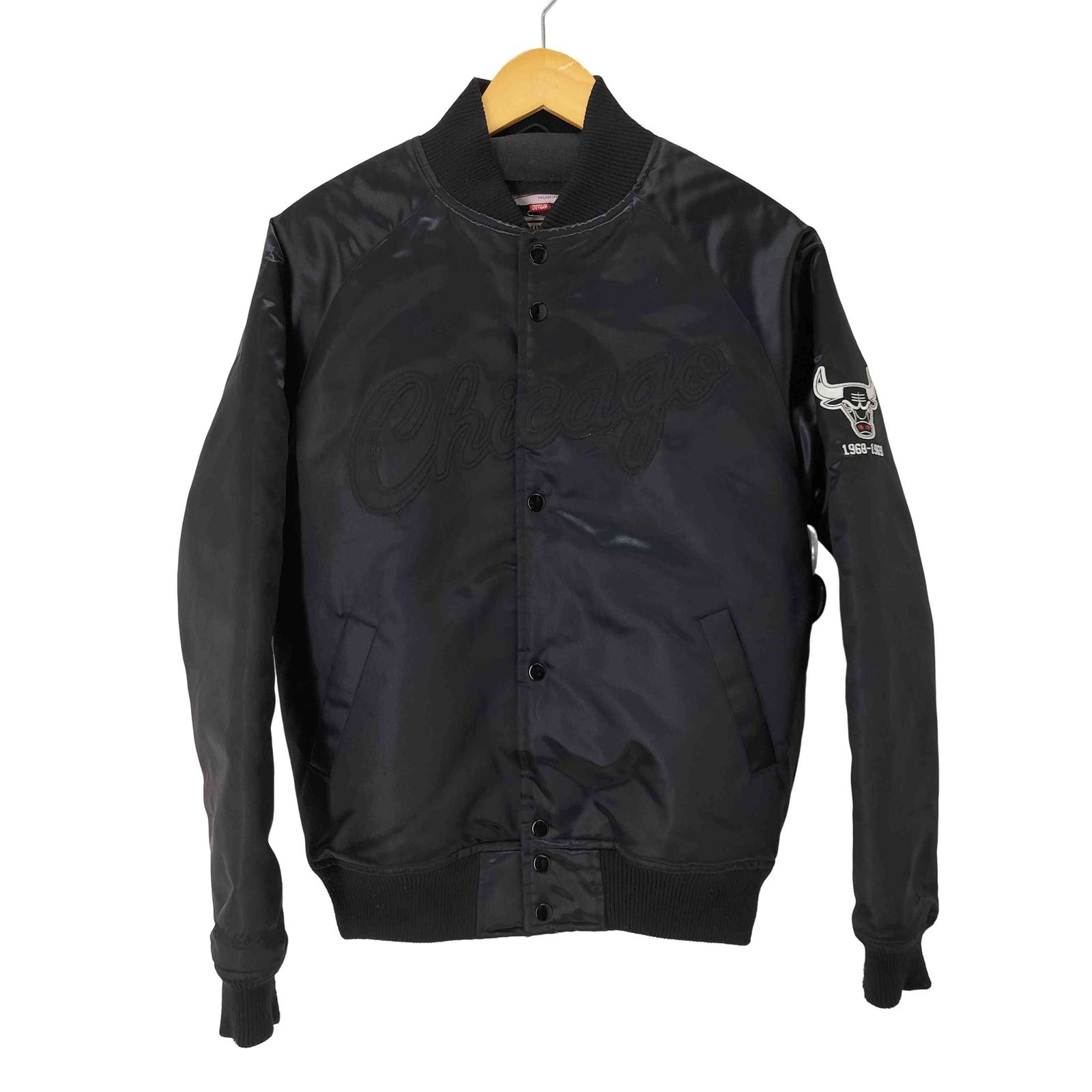 ミッチェルアンドネス mitchell＆ness Stadium jacket フロントロゴ