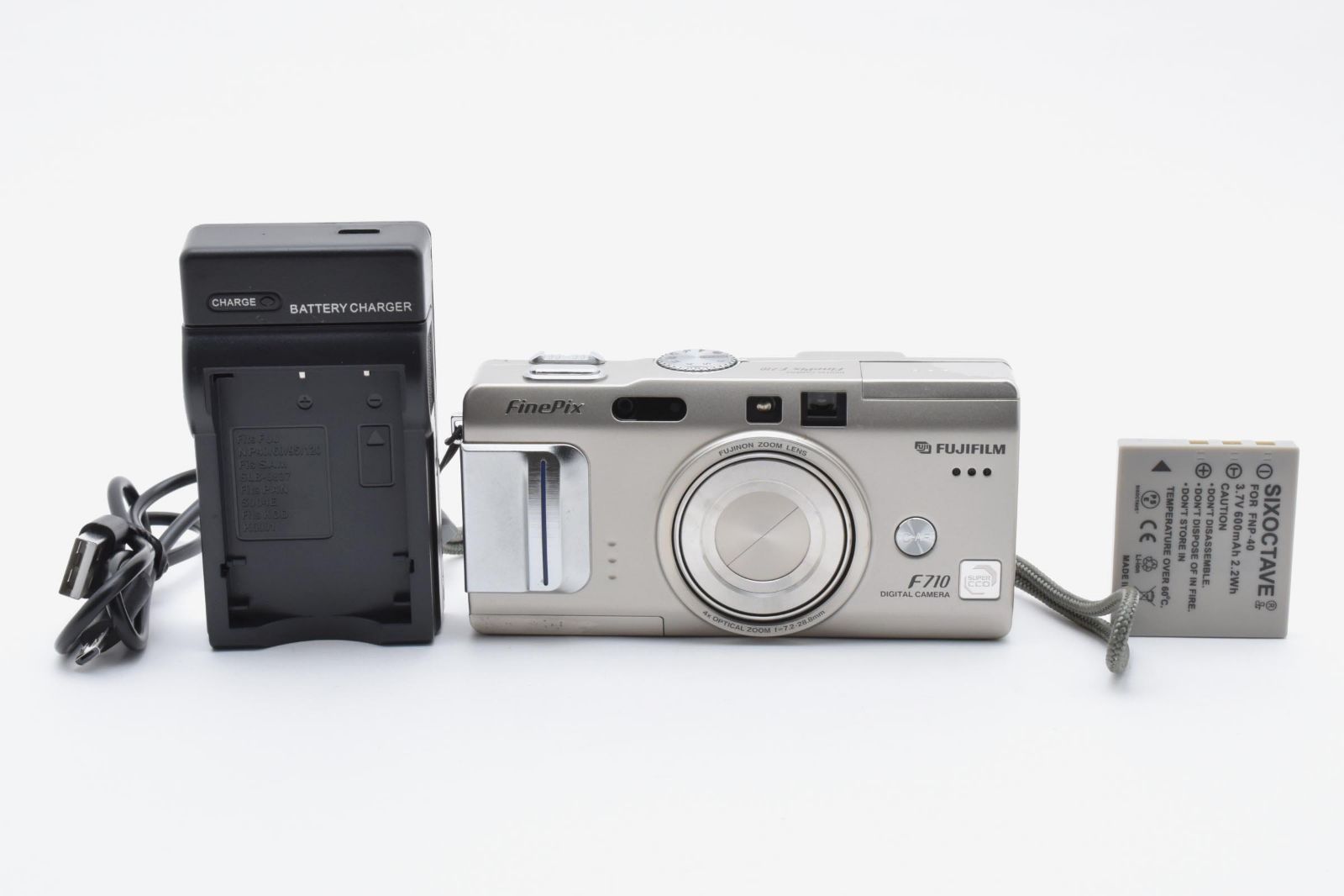 美品 FUJIFILM FinePix F710 コンパクトデジタルカメラ 20250807