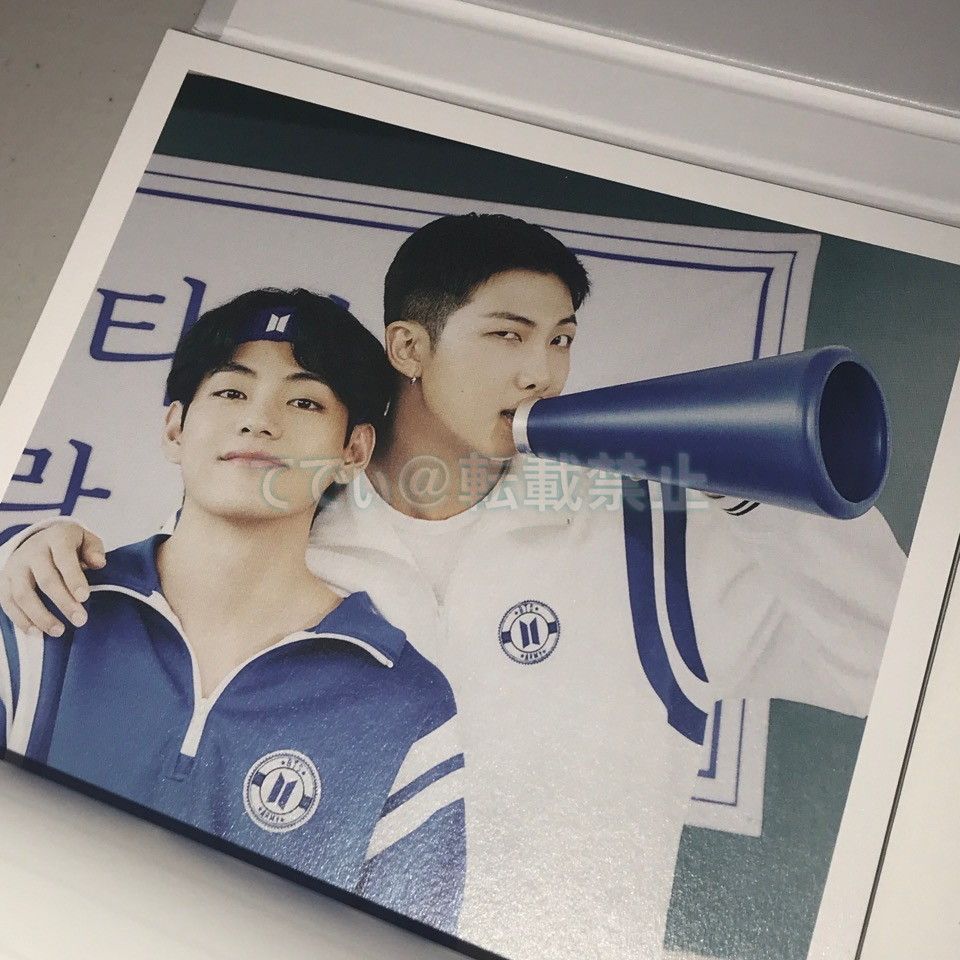 BTS 直筆サイン「Us, Ourselves, & BTS 'We'」 - メルカリ