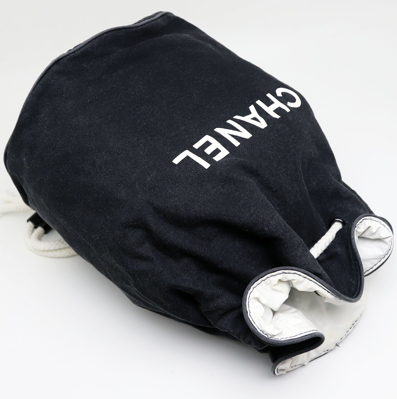 シャネル ノベルティ ロゴプリント プールバッグ 巾着 バッグ ブラック