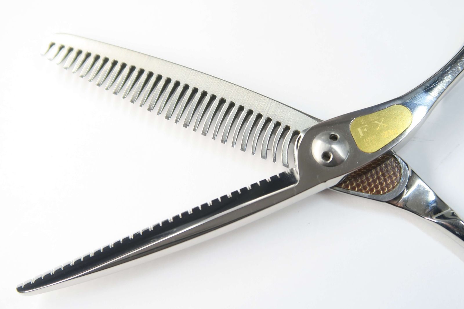 Cランク【トギノン TOGINON】 Hi-skill Queen FX 5.8 セニング 美容師