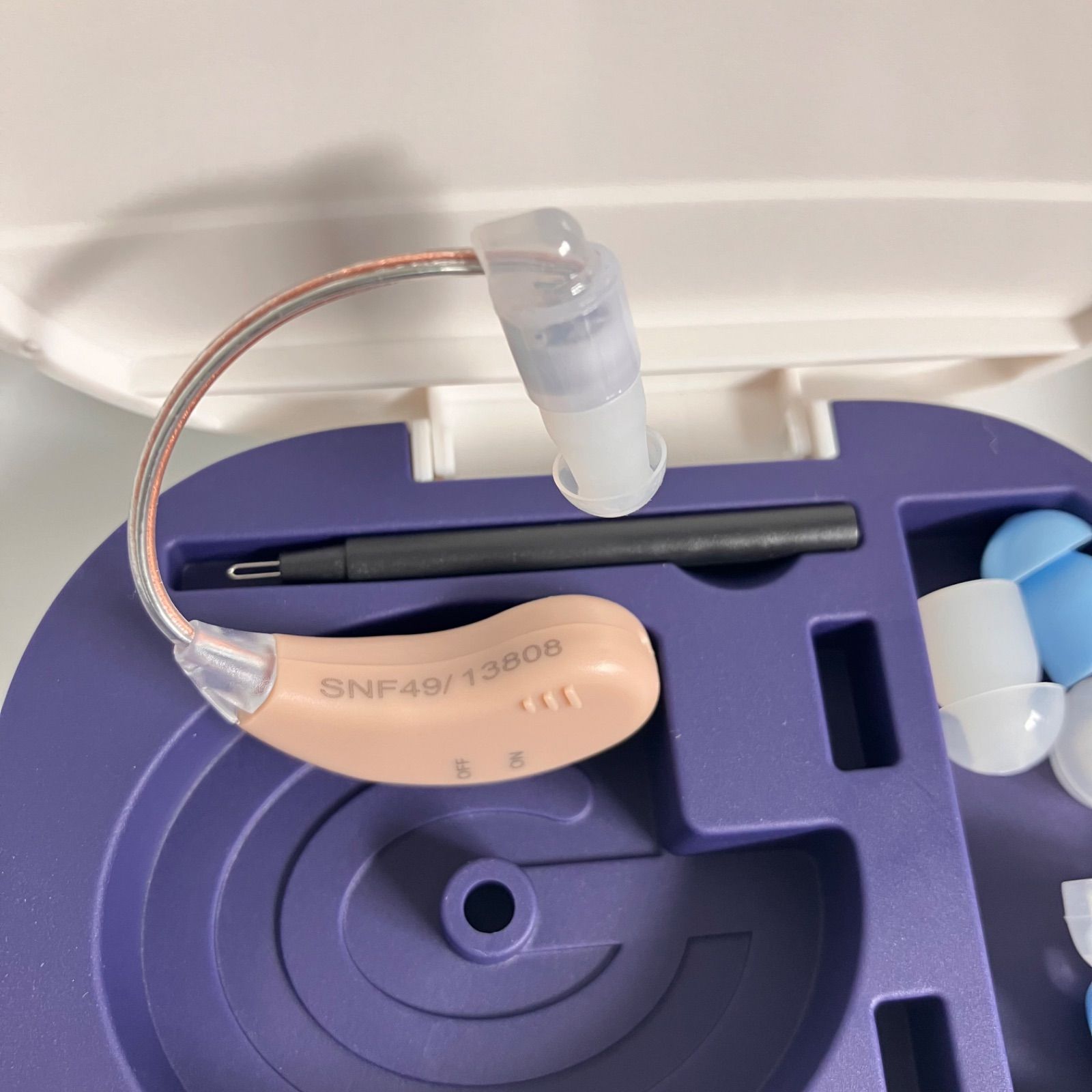 ☆新品未使用☆SHOP JAPAN 楽ちんヒアリングM ベージュ 集音器 - メルカリ