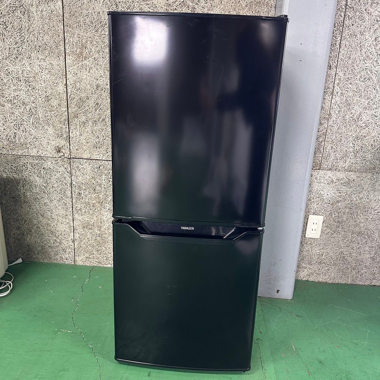 冷蔵庫☆2024年☆YFR-D111(B)☆ Yamazen