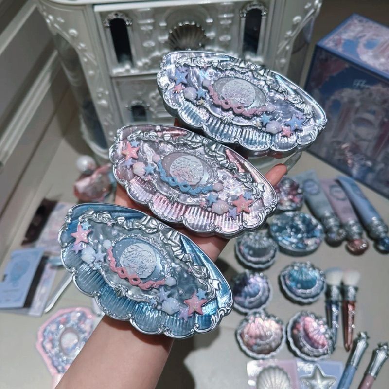 フラワーノーズ新作 シェルズジュエル コレクション アイシャドウ 新品