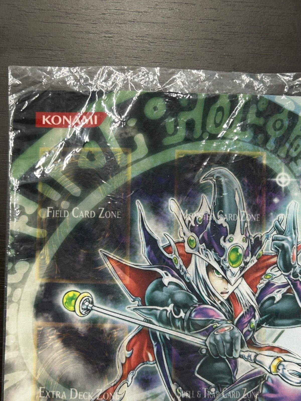 遊戯王 プレイマット WCS2023 伝説の白き龍 伝説の闇の魔導師 外装つき