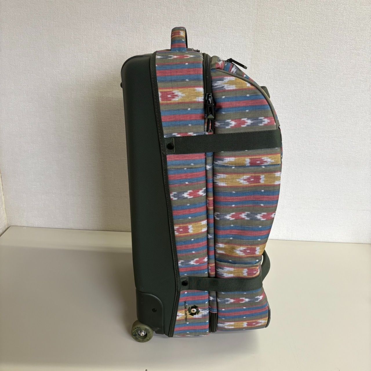 GI4【中古品】BURTON バートン キャリーバッグ 大型 ウィーリーダブル