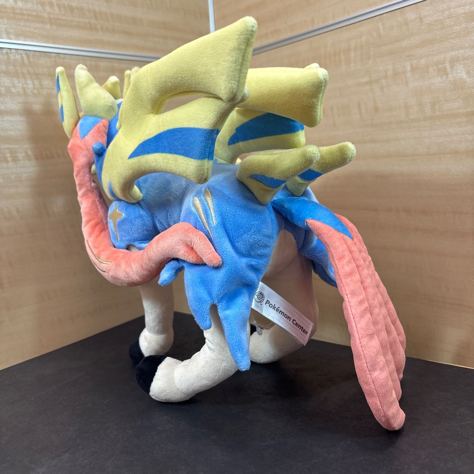 ポケモンセンター ザシアン ぬいぐるみ ポケモンセンターフダ - メルカリ