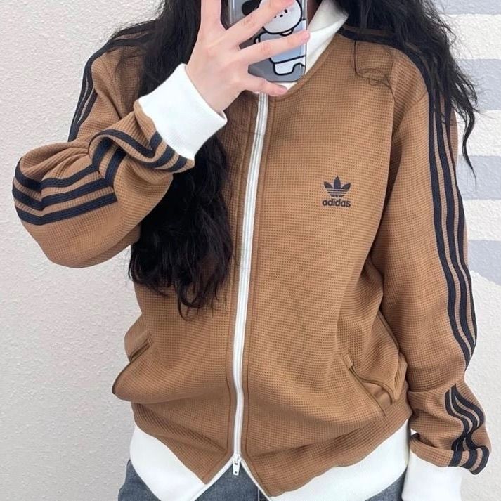 日本未発売カラー2XL⭐️新品 adidas アディカラー 刺繍トレファイル