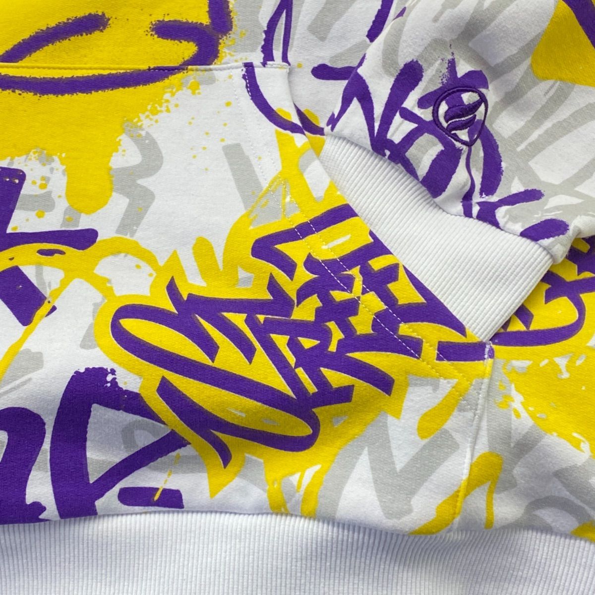 NBA公式 FISLL ロサンゼルス レイカーズ LA Lakers グラフィティ