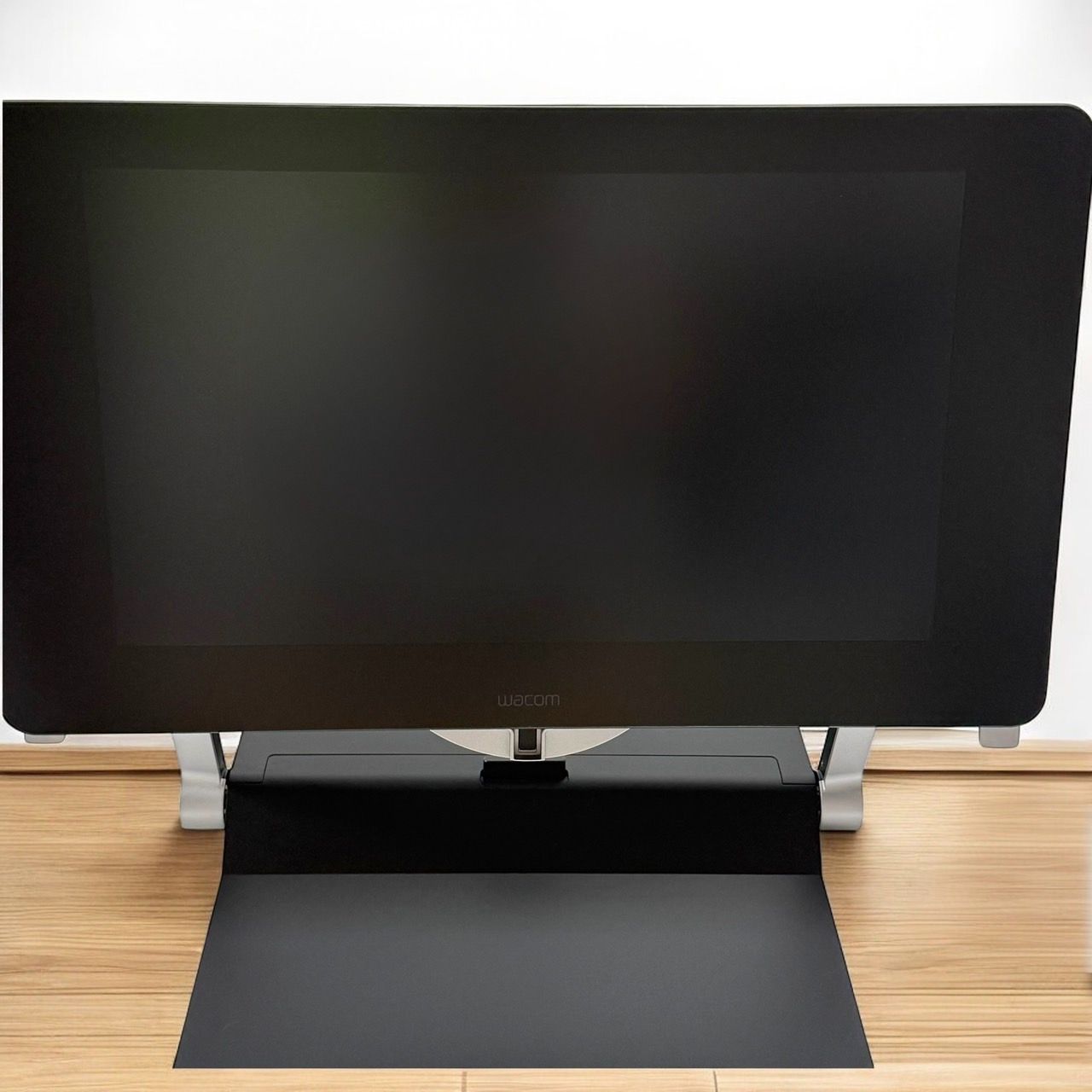 ☆送料無料 美品 Wacom ワコム Cintiq Pro 24 DTK-2420/K0 専用