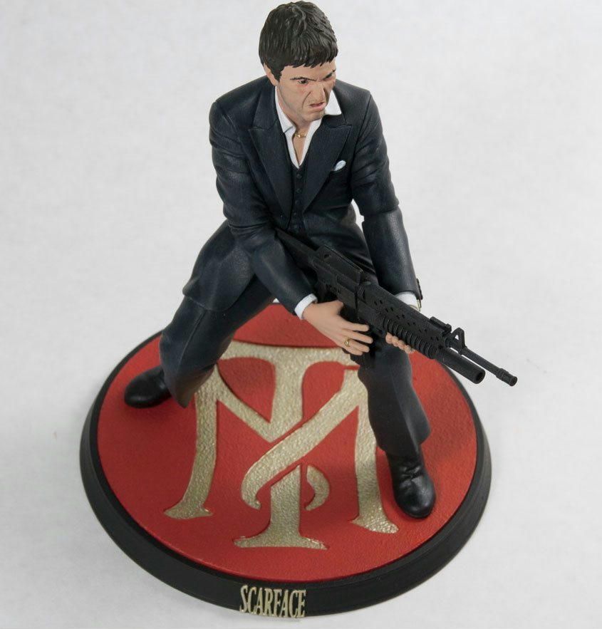 スカーフェイス トニー モンタナ フィギュア Scarface Tony Montana
