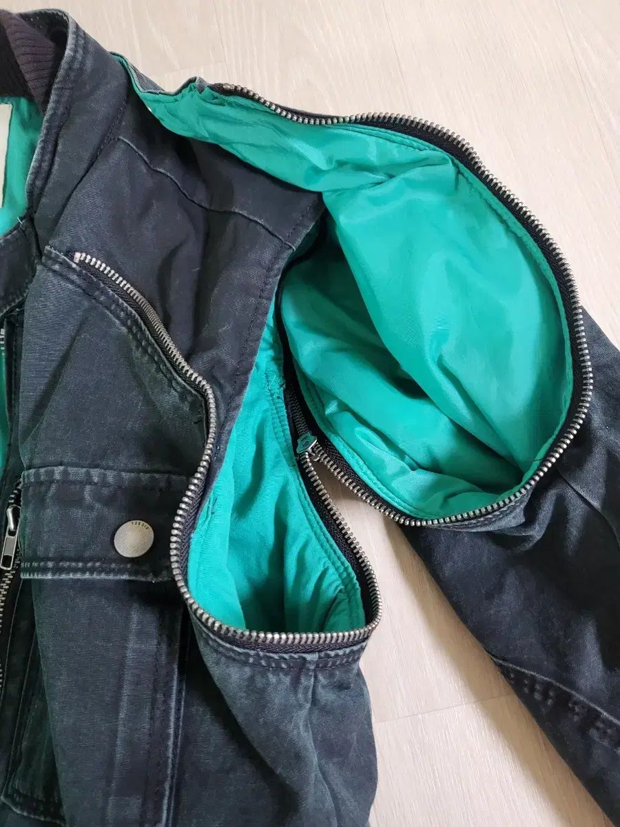 鯉の油彩画 F10号 宮下均ニ画 年間評価120万 鯉の油彩画 F10号 宮下均