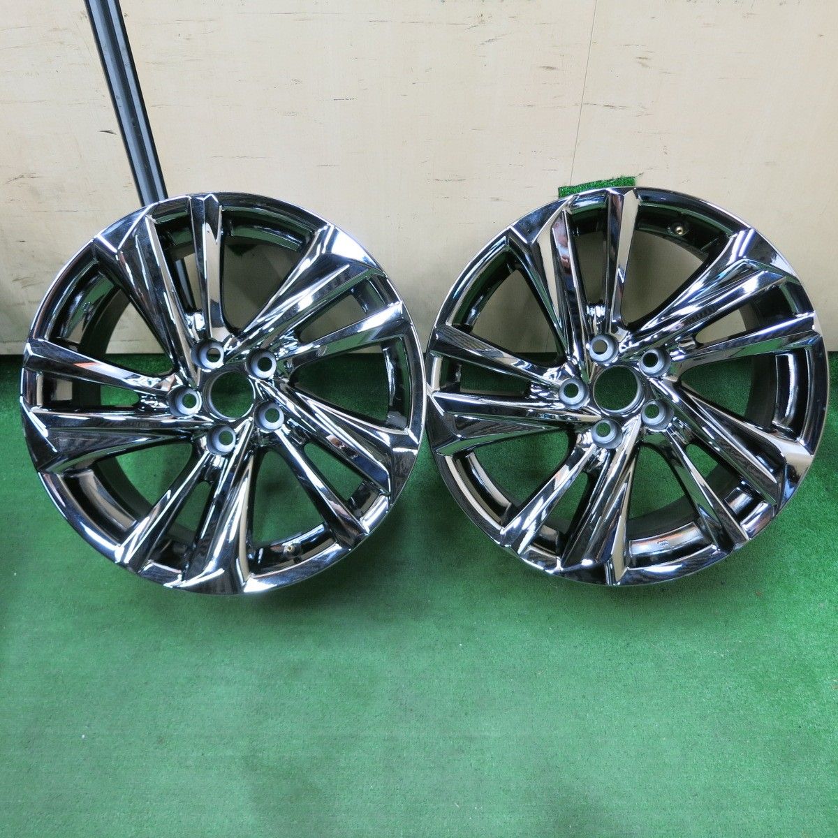 送料無料* 2本価格☆トヨタ 220系 後期 クラウン RS アドバンス 純正