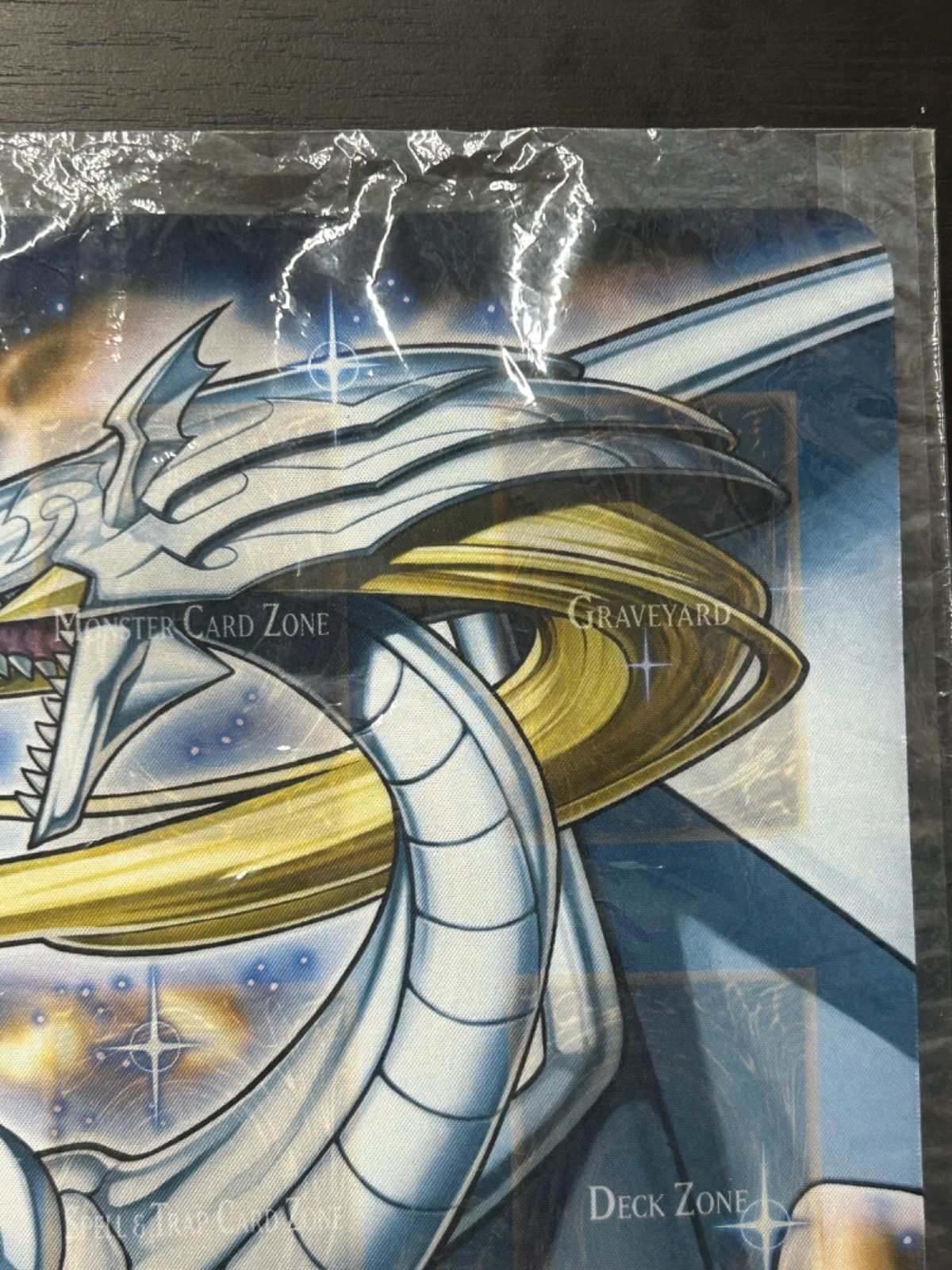 遊戯王 プレイマット WCS2023 伝説の白き龍 伝説の闇の魔導師 外装つき