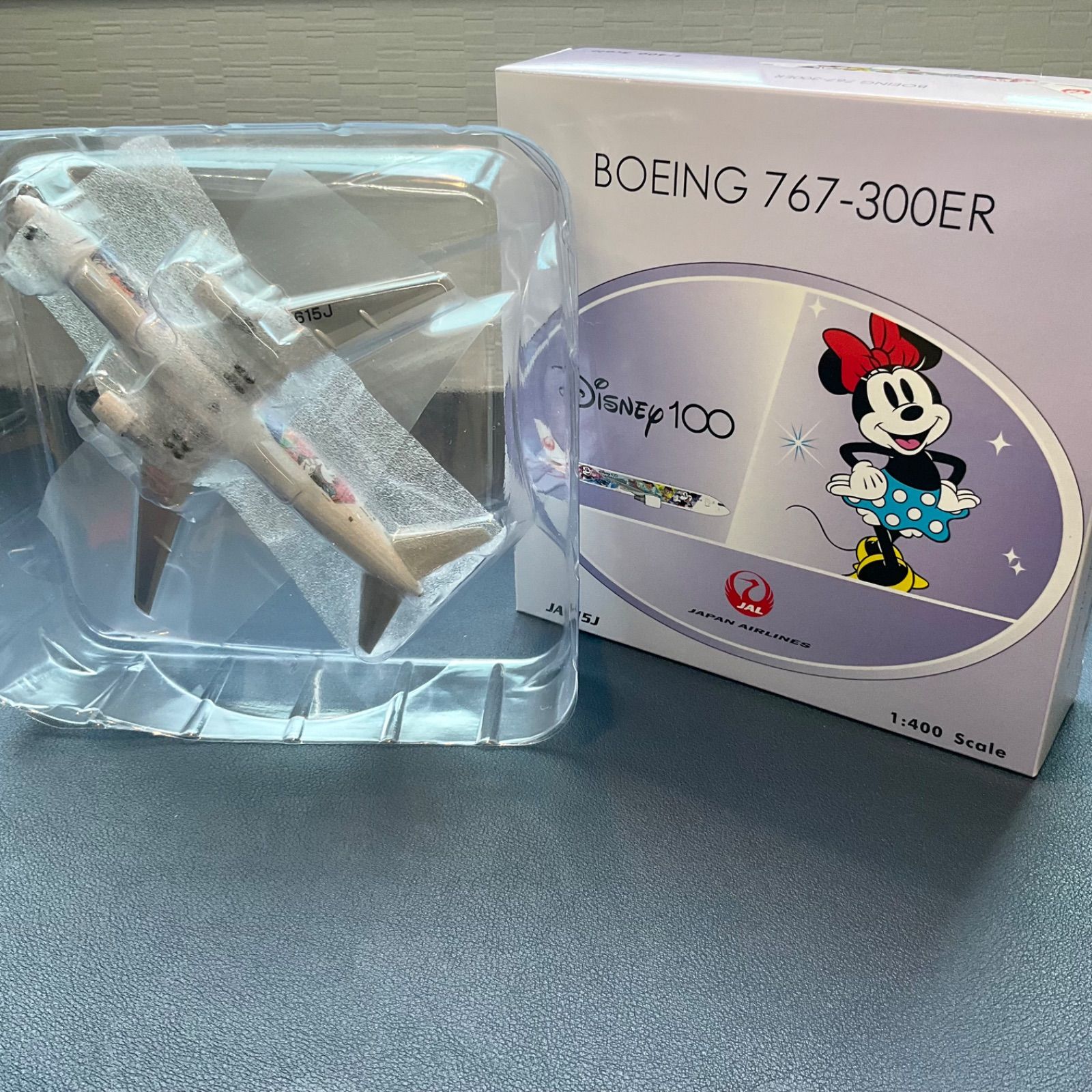 JAL B767-300 1/400 JA615J 