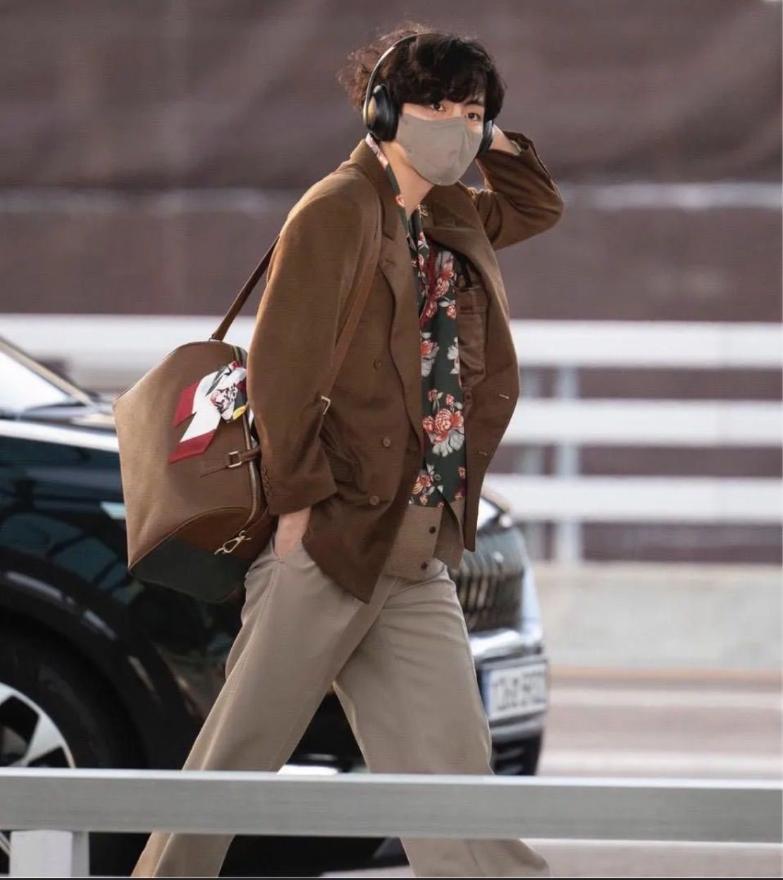 BTSテテ ボストンバッグ ブラウン BTS Artist Made Collection V