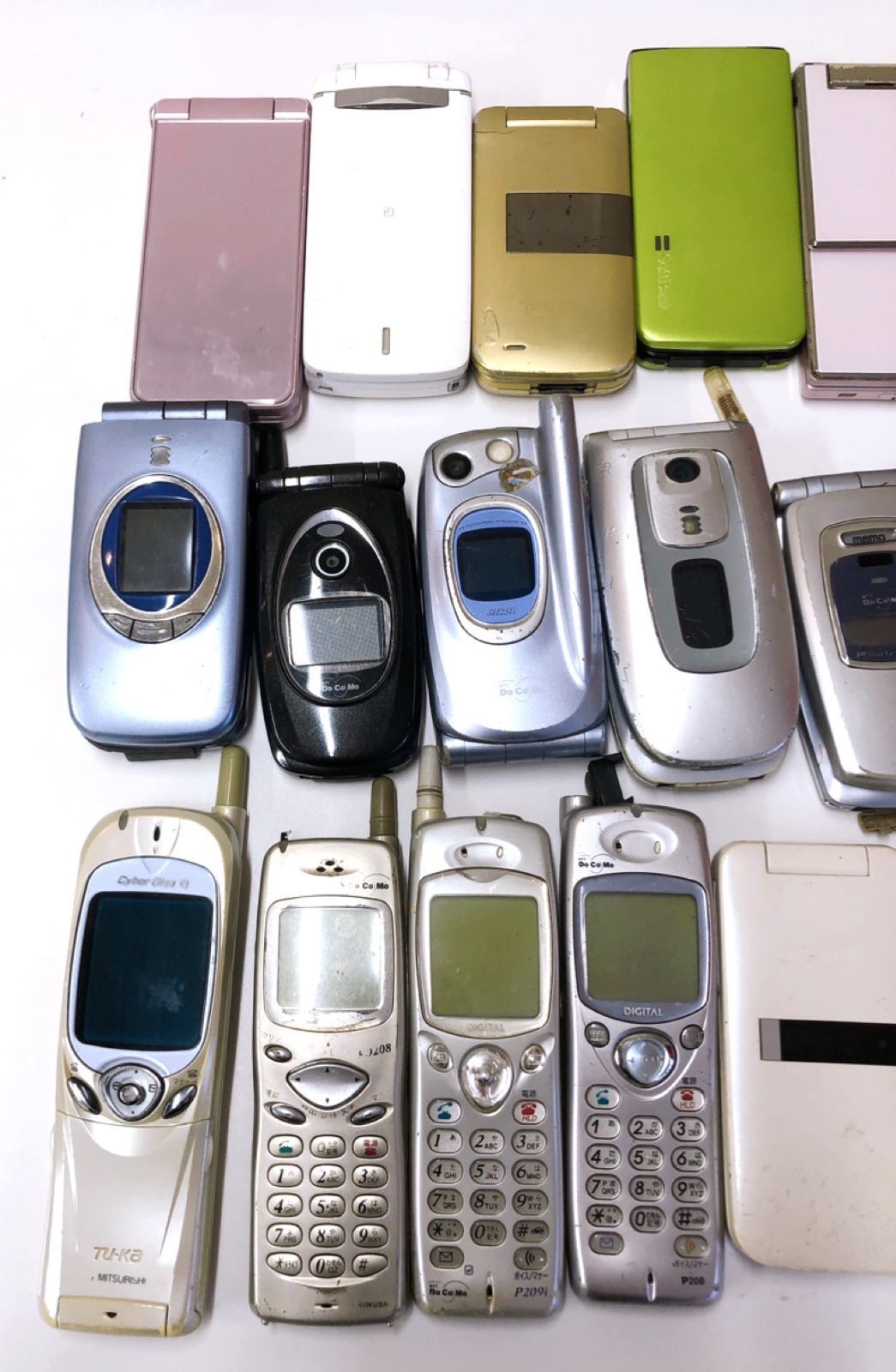 1407-1595】 携帯電話 大量おまとめ 41点 約3.5kg 未選別 ジャンク品