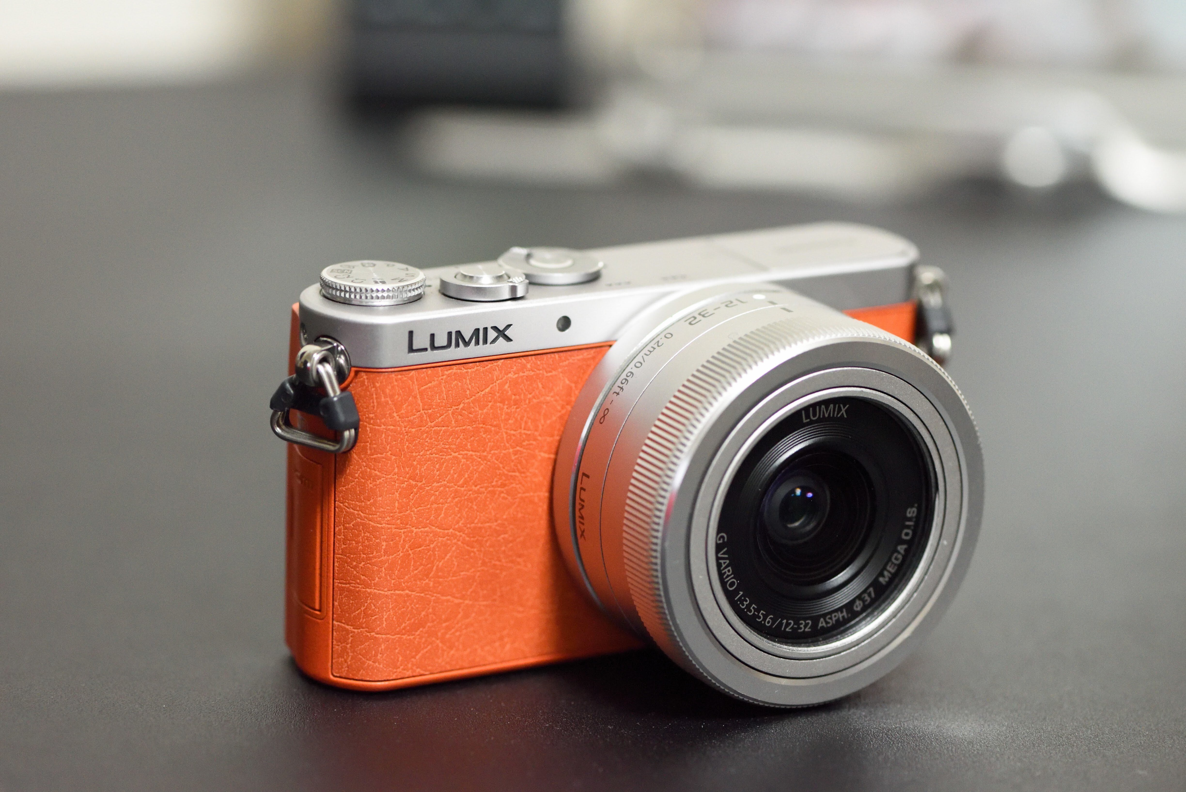 LUMIX GM1kと愛用レンズ(LEICA 15mmF1.7/ 12-32mm F3.5-5.6/ 42.5mm F1