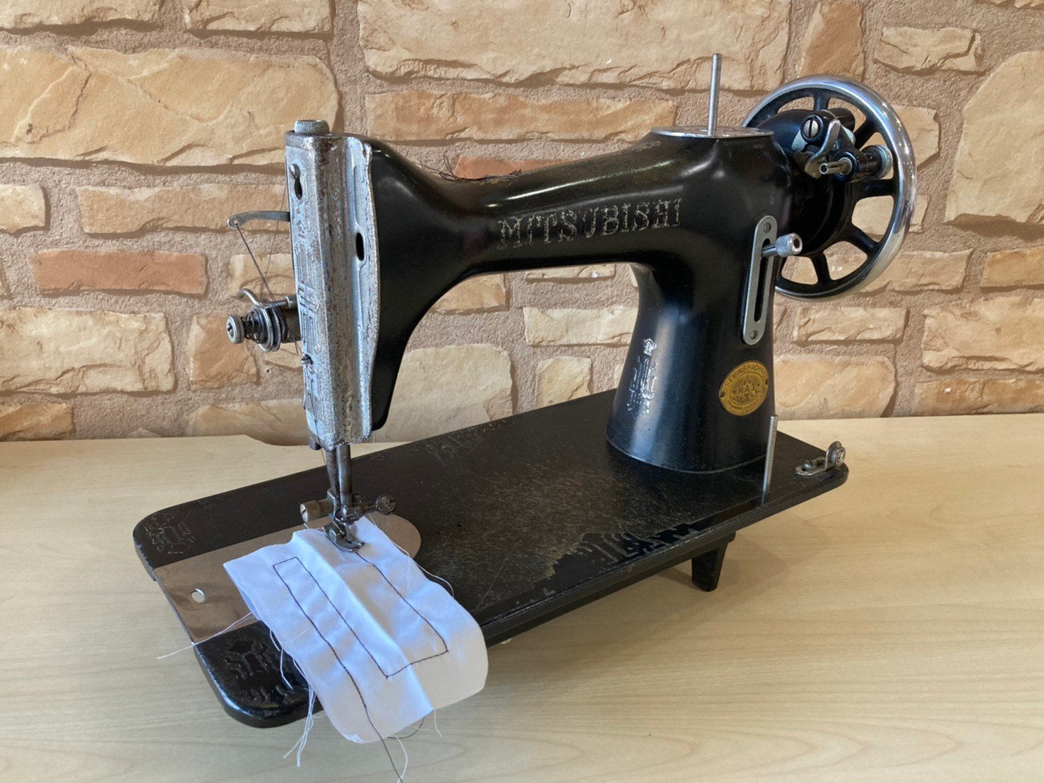 ミシン紹介】アンティークミシン 「MITSUBISHI HA-1」｜ソーイングスクエア