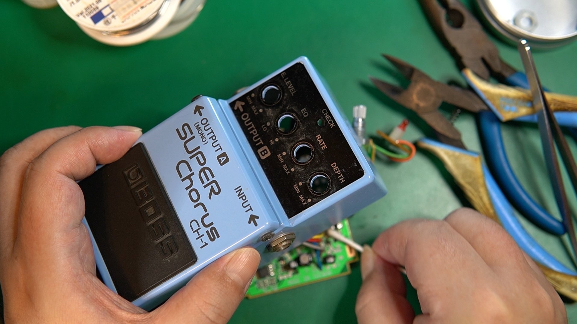 BOSS CH-1の修理｜ebi-san