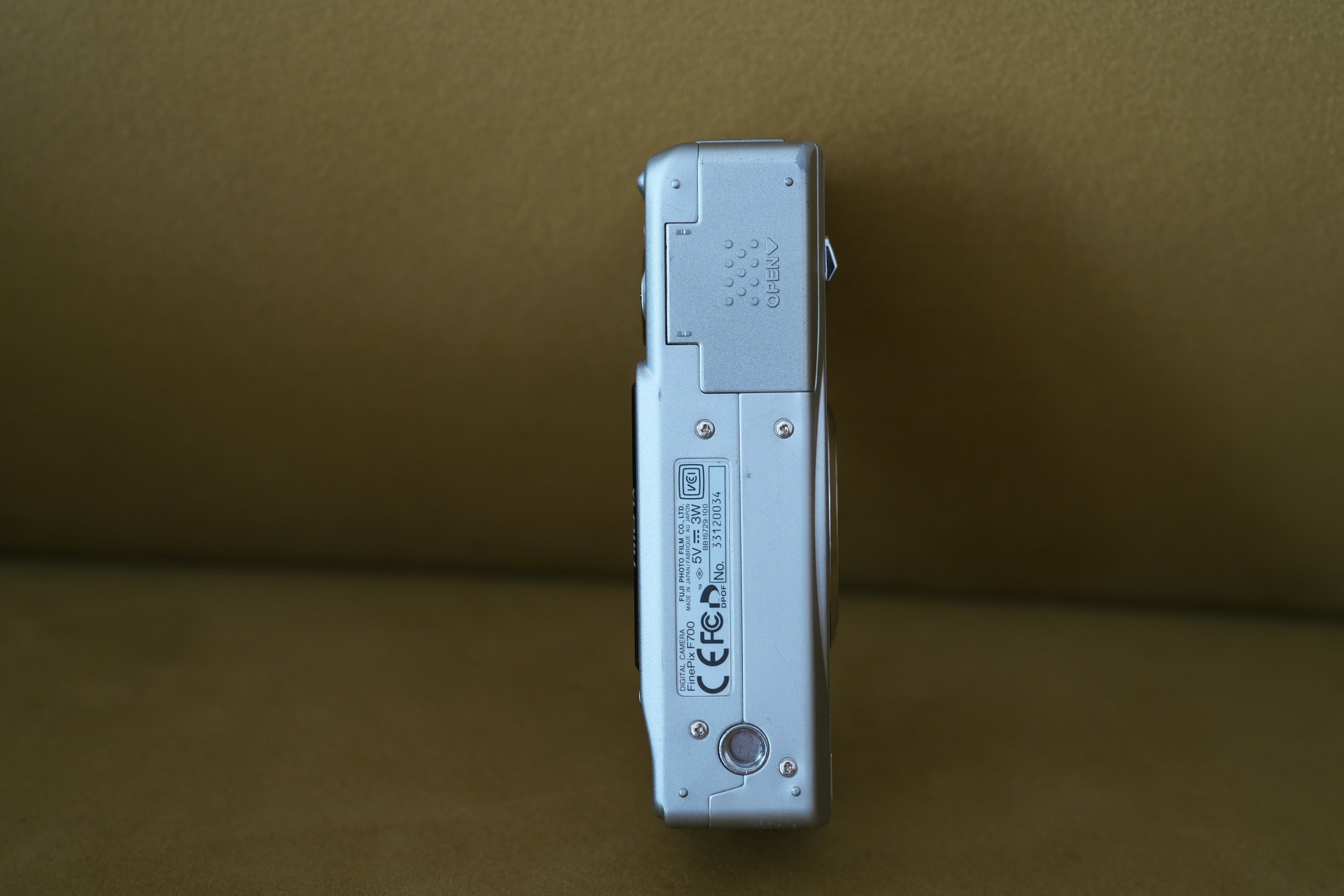 オールドデジカメ思い出話 その3 Fujifilm Finepix F700｜ちいさな島