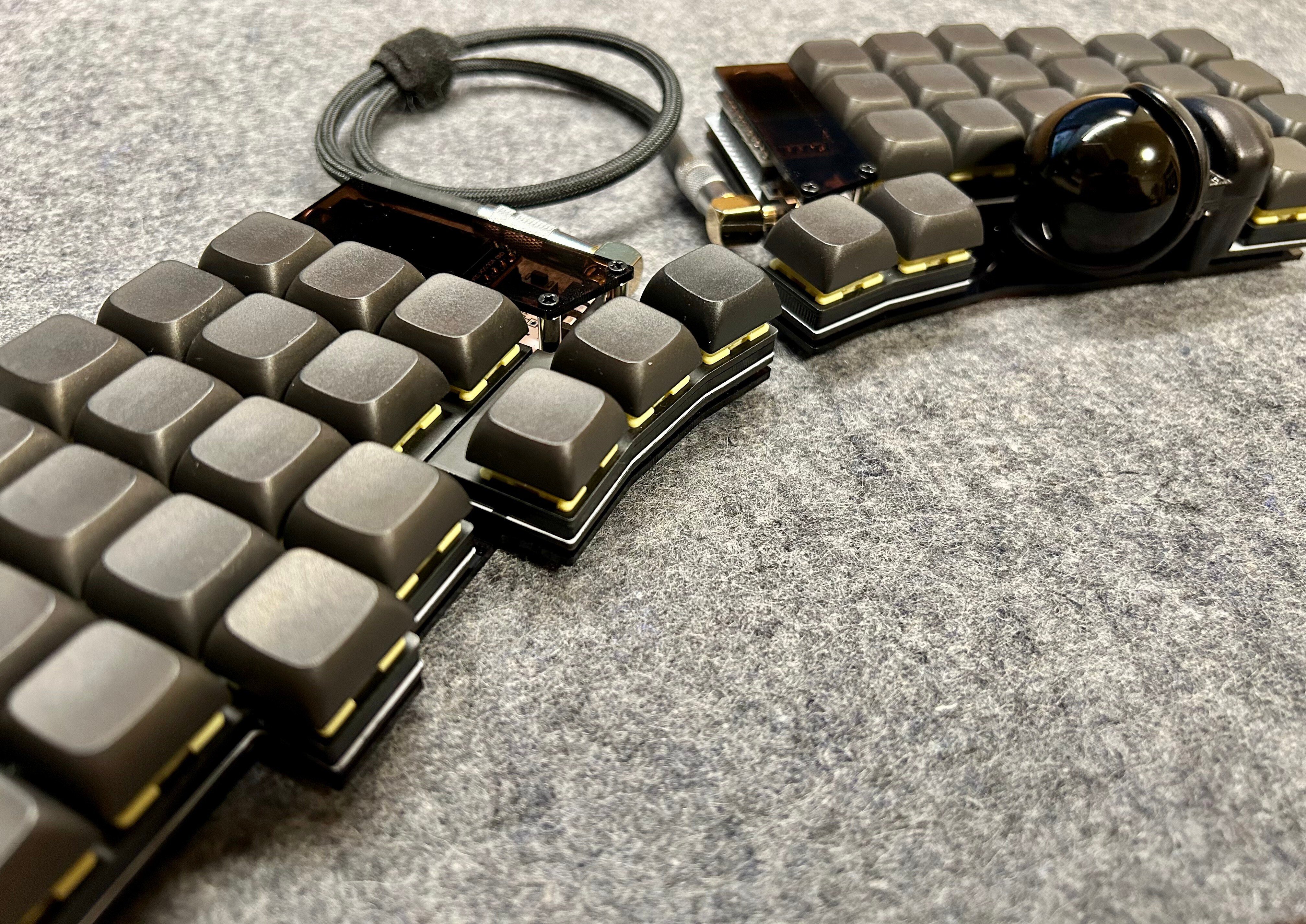 新品】keyball61 黒仕様 組立済 keychron動作保証 付属品あり 委託