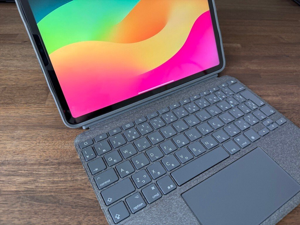 ロジクールCombo Touchレビュー！Magic Keyboardを超える究極のiPad