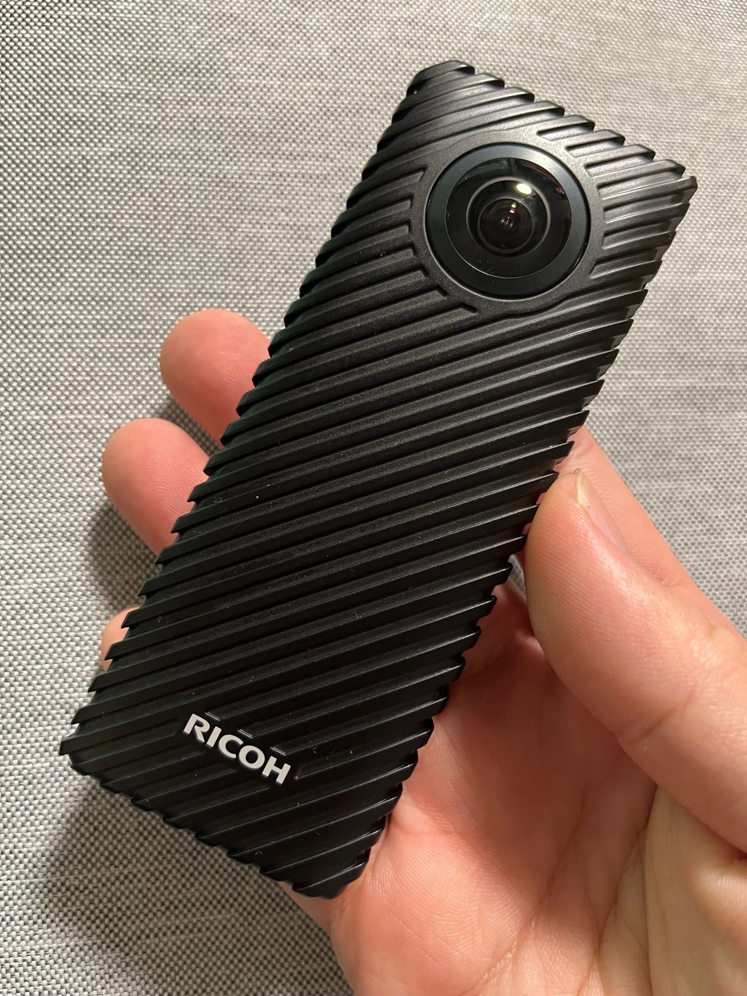 RICOH R Development Kitを使ってみた｜直嶋いどろ