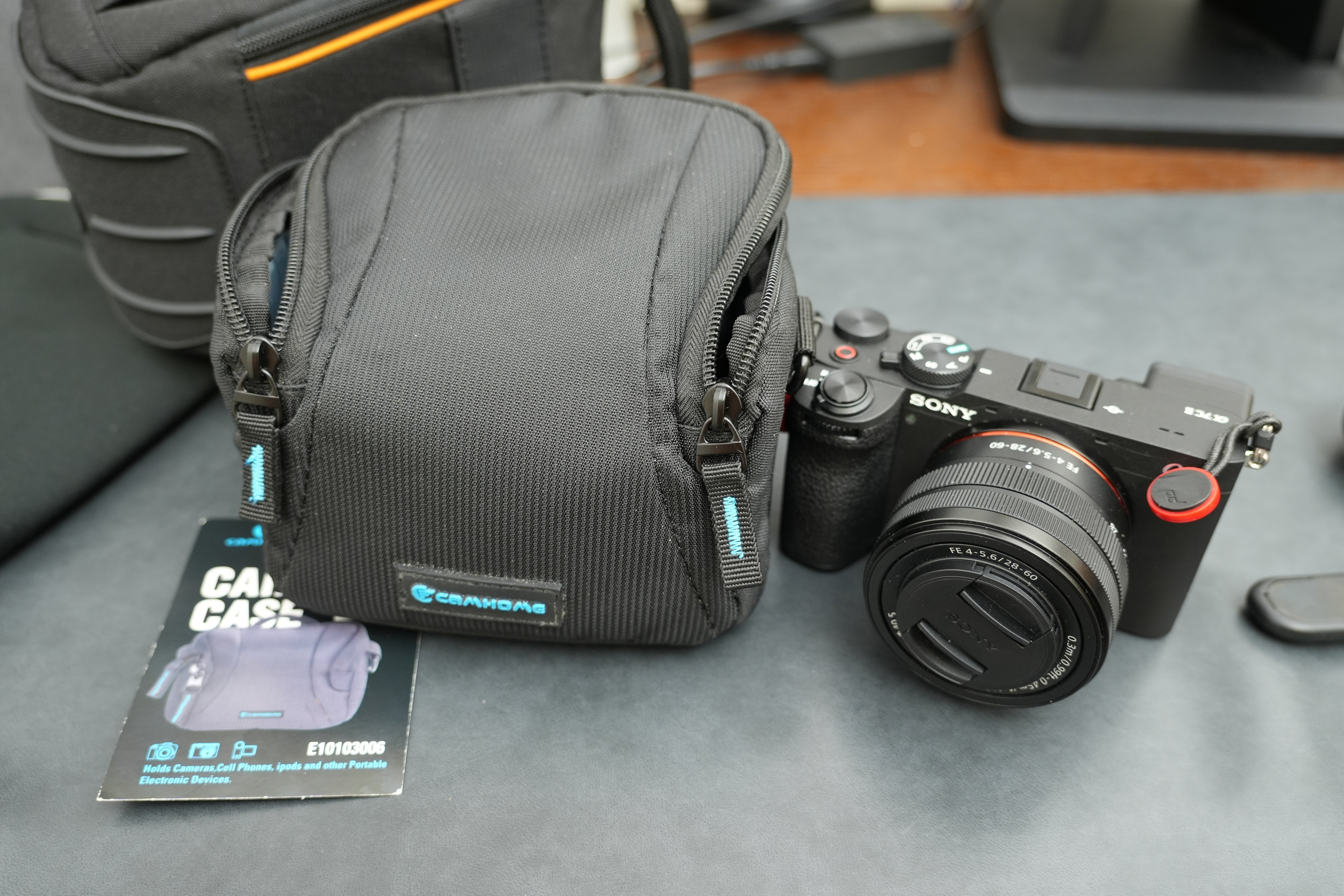 レビュー】SONY α7cIIのレンズキット用のカメラバッグ｜物欲名古屋人