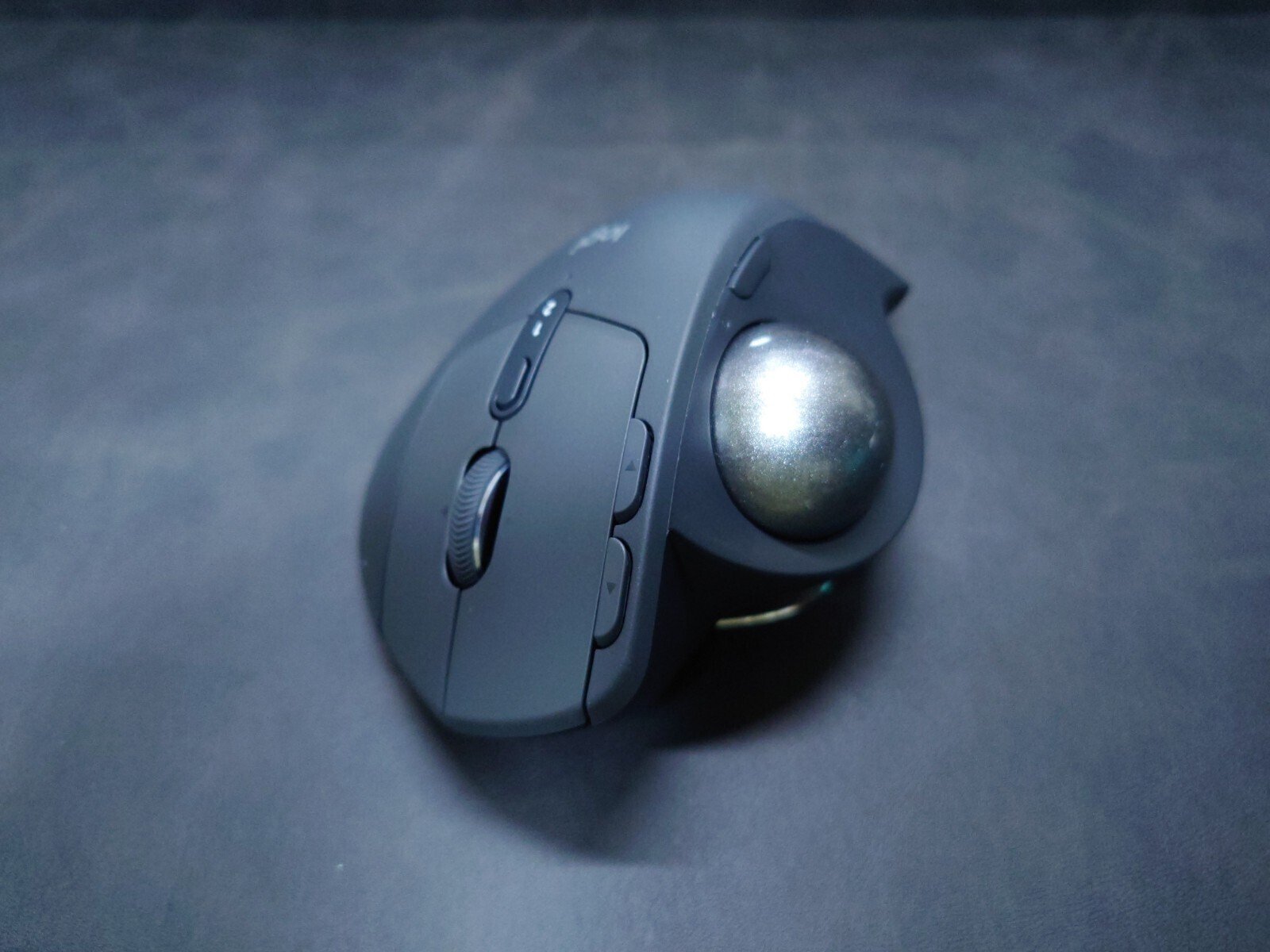 ガジェットレビュー】憧れのトラックボールマウス│ロジクール MX ERGO