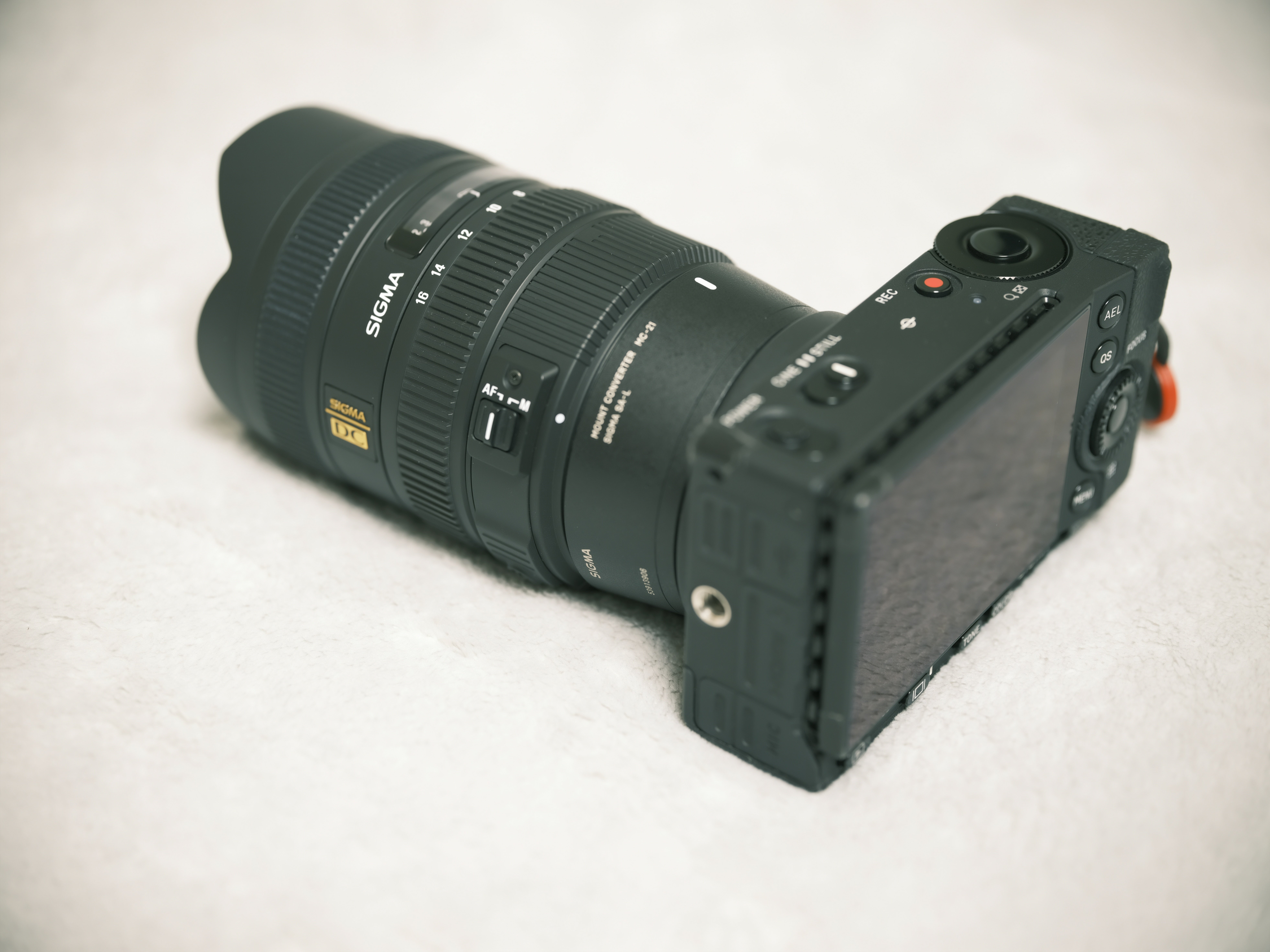 レビュー】APS-C最広角ズーム 8-16mm F4.5-5.6 DC HSM をSIGMA fpで