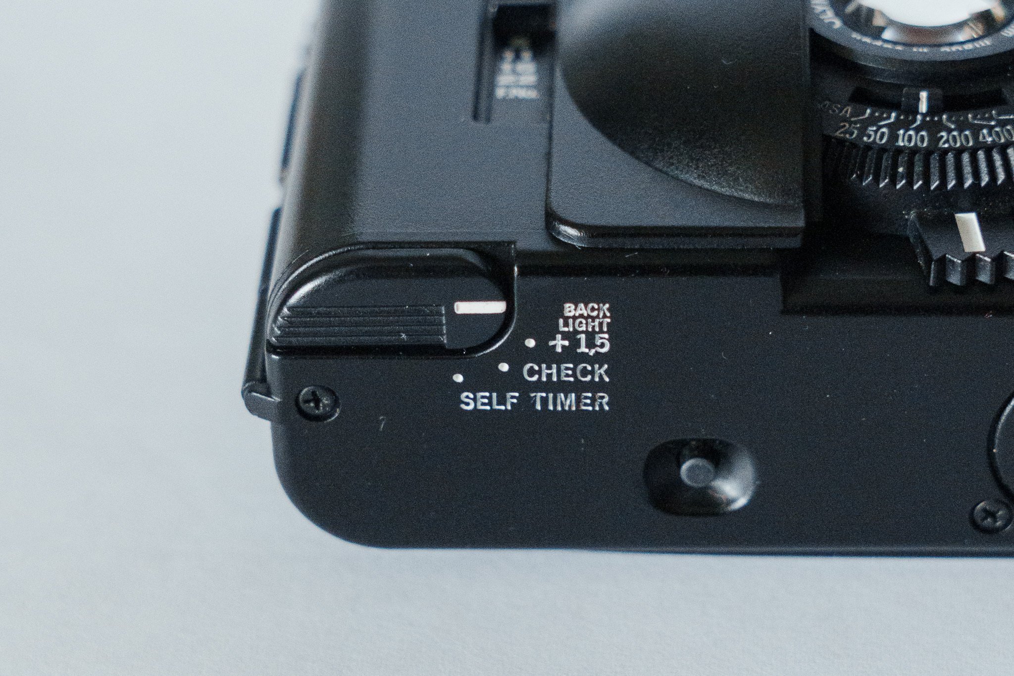 税込8,980円のレンジファインダー機（前編）｜会社員とカメラ