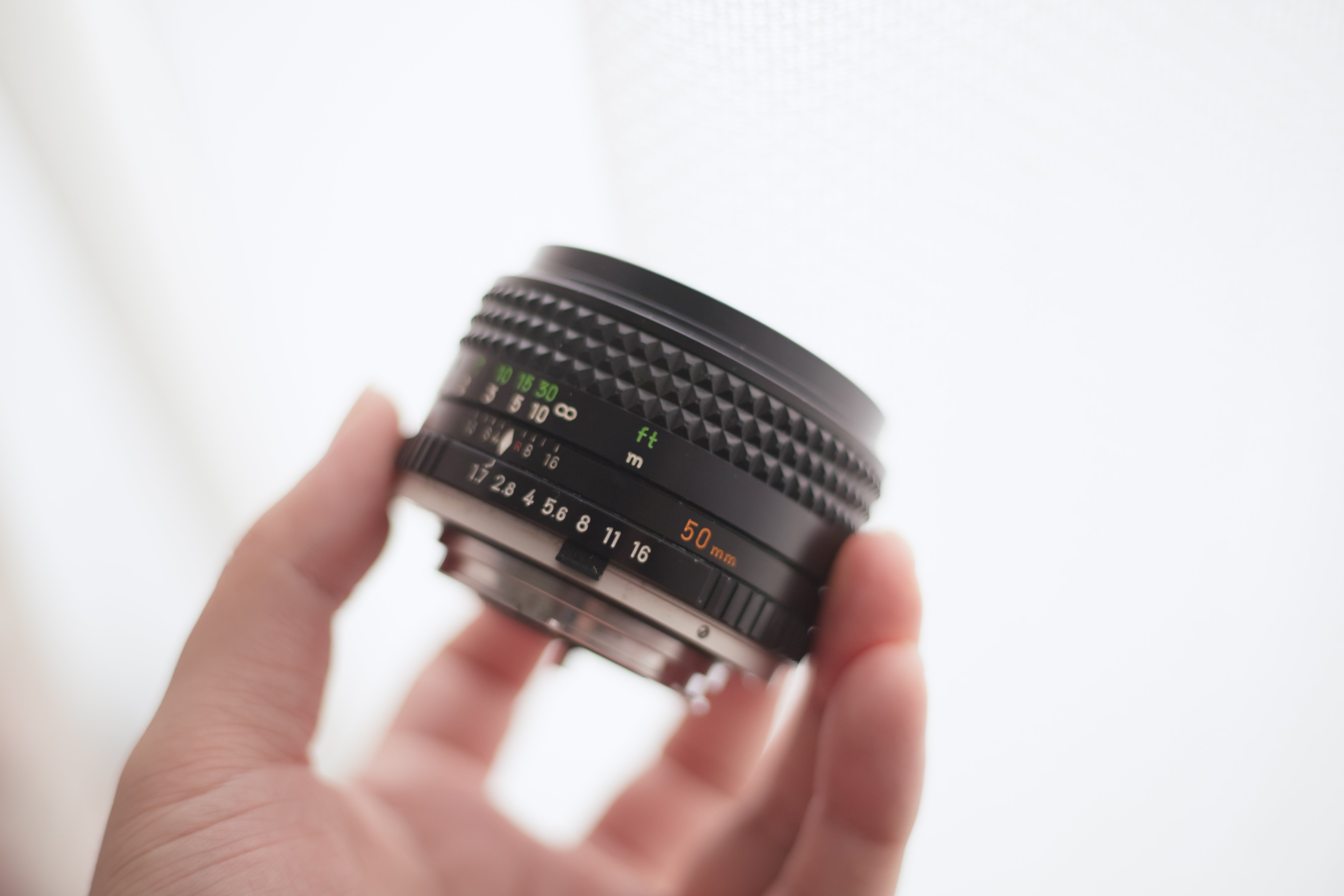 ジャンクレンズで遊ぶ】ミノルタ MC ROKKOR-PF 50mm f1.7｜もんぶらん