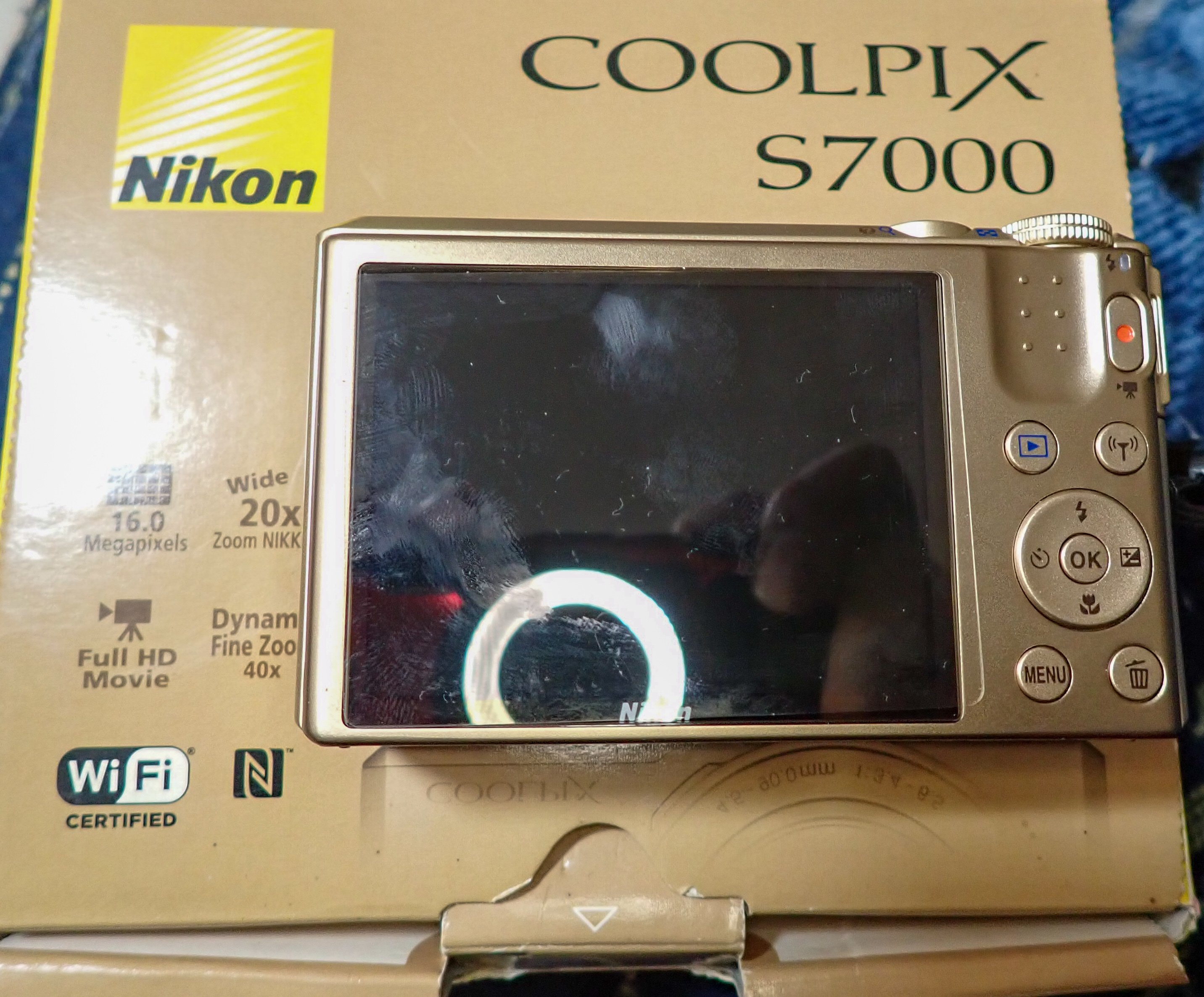 伝説の（笑）Nikon coolpix S7000を購入しました🤗｜セるしうす