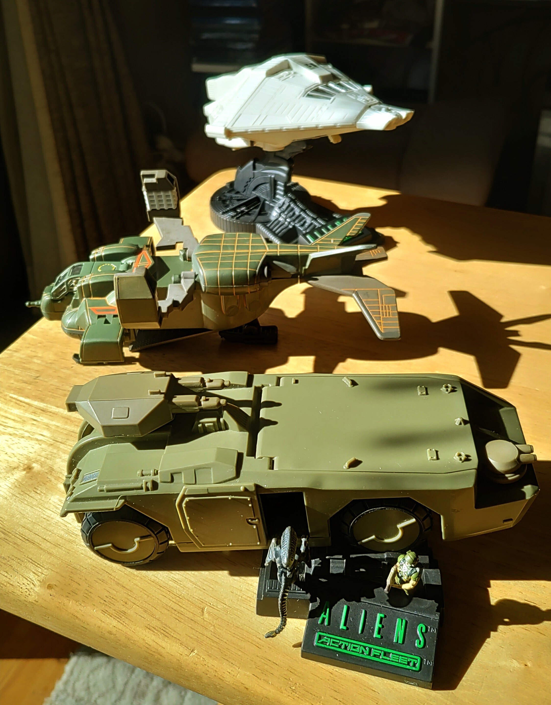 ガルーブ社 マイクロマシンズ 【エイリアン シリーズ】より 『APC