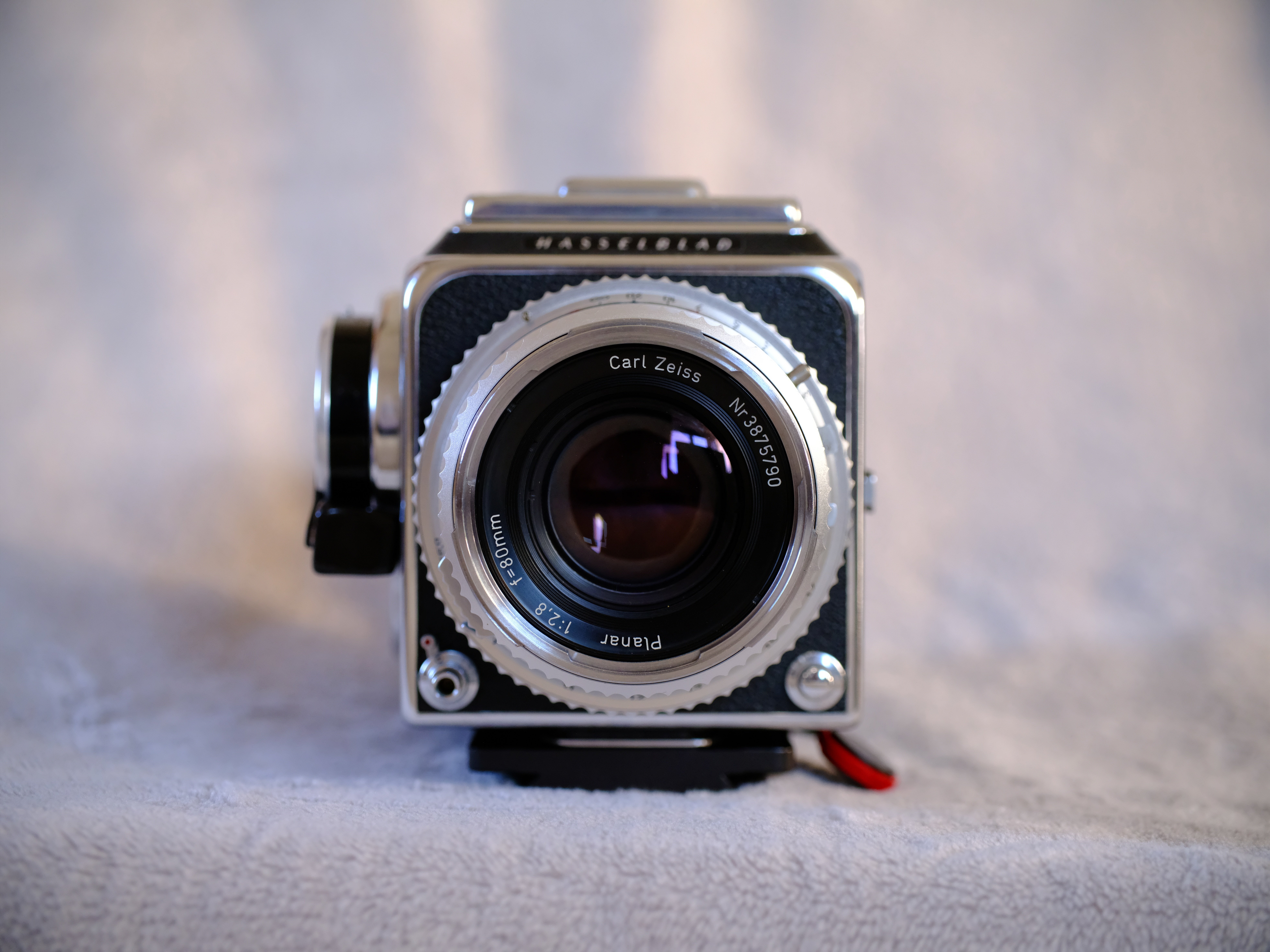 レビュー】初めて宇宙に行ったカメラ Hasselblad 500Cを2017年から使っ