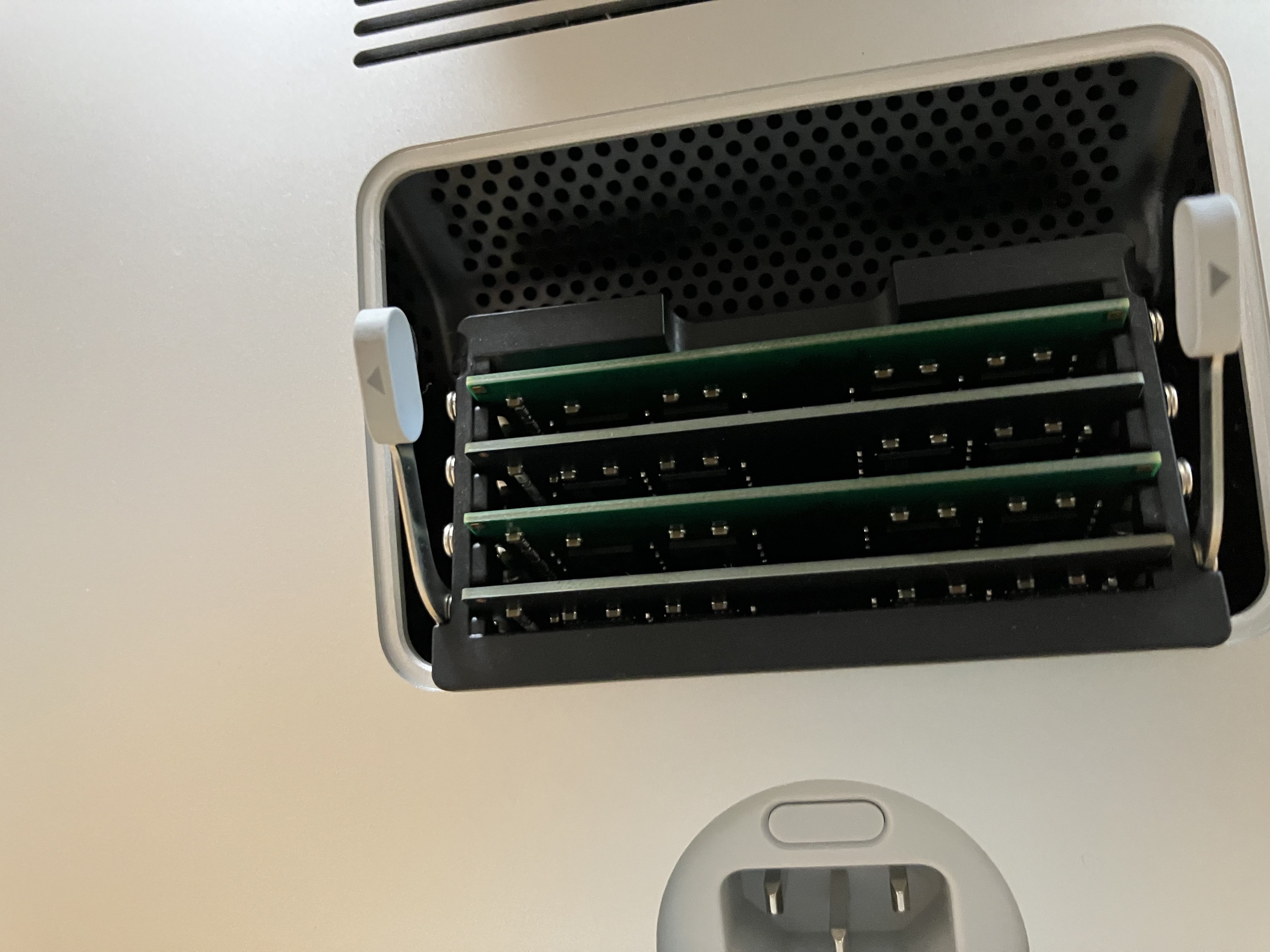 iMacのメモリを増やしてみよう。【iMac 2020 27-inch】｜aLog。