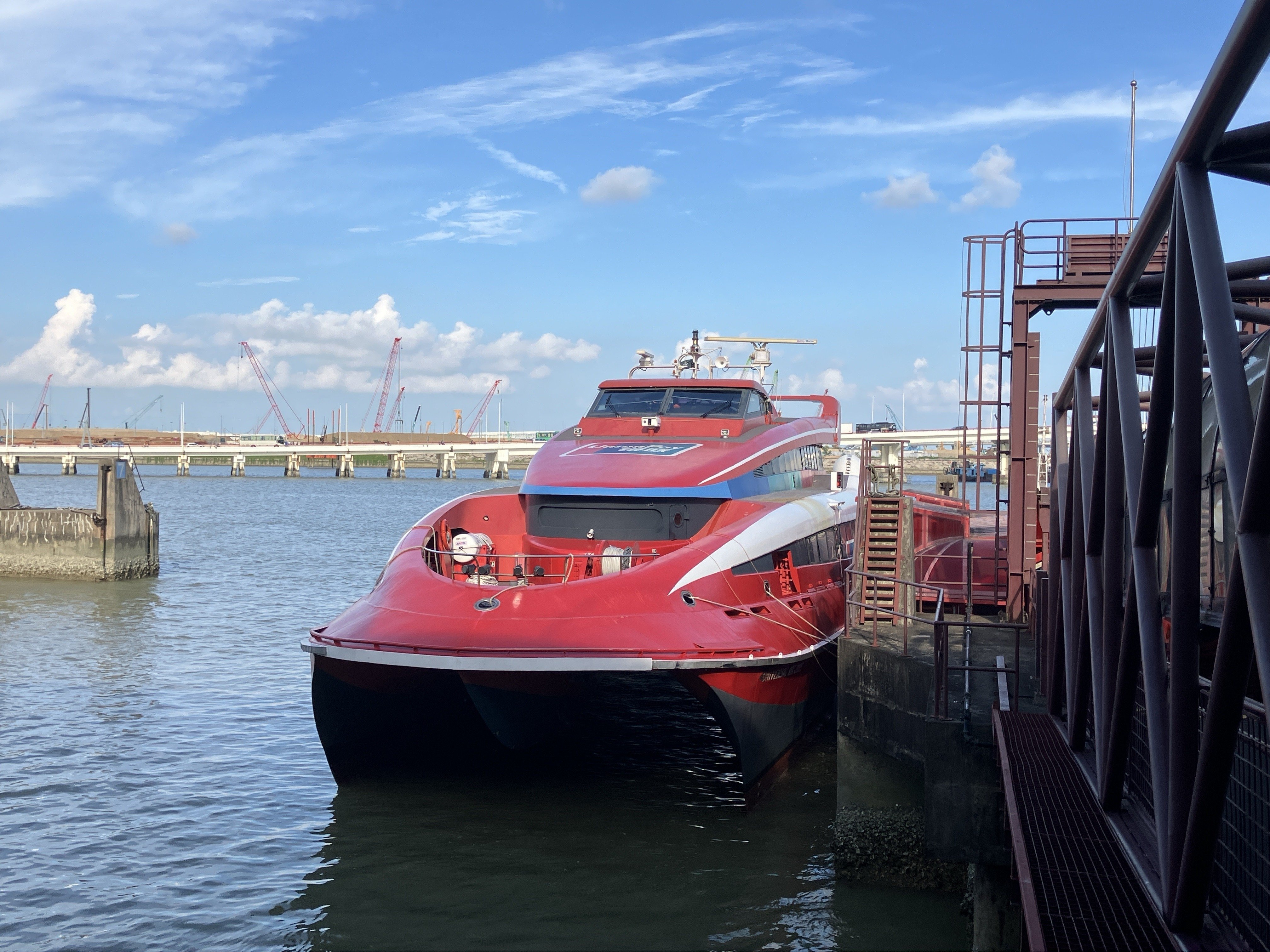 香港＆マカオで食べた8 - 澳門！河邊新街の免治鶏蛋飯と血鴨｜酒徒