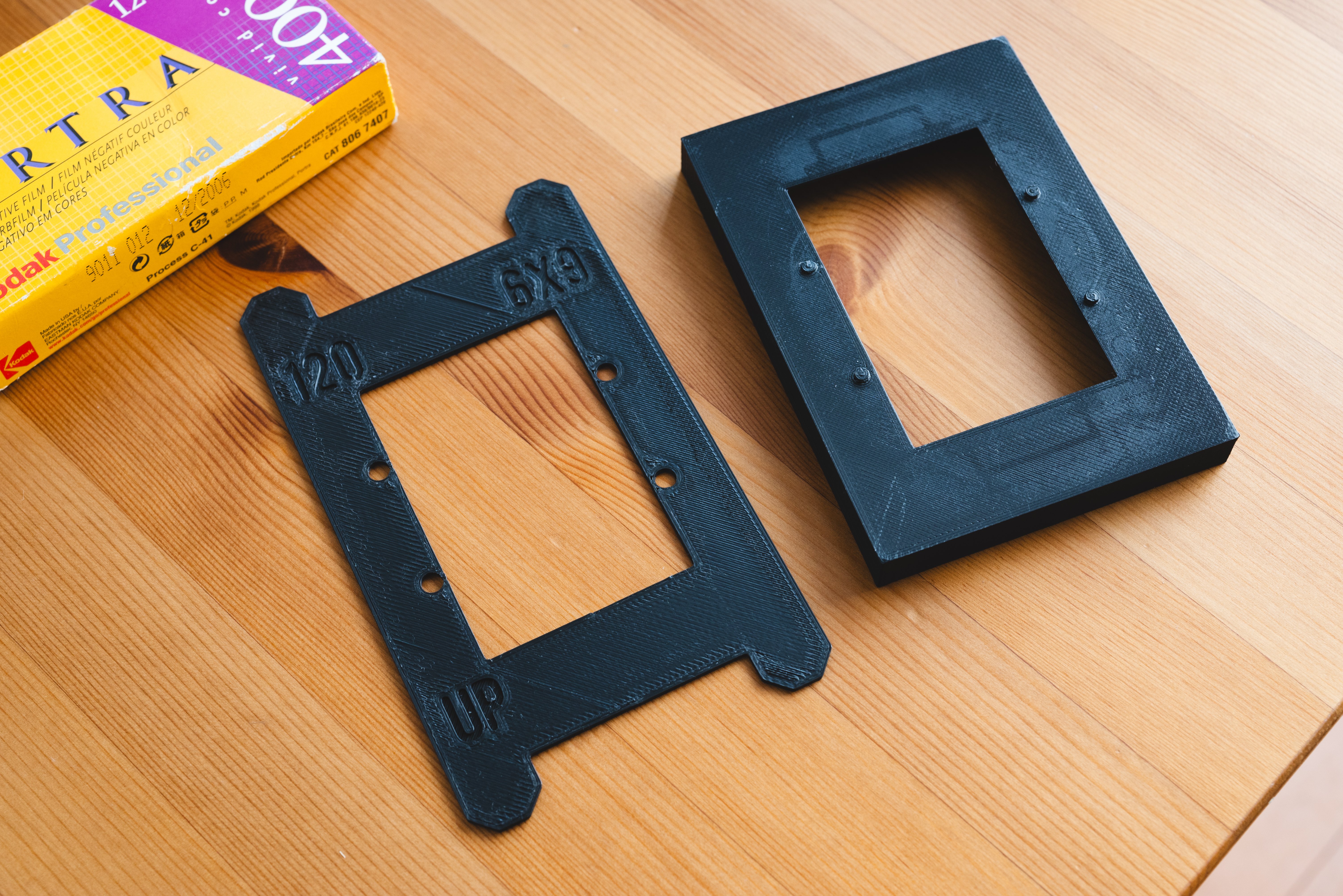 中判フィルム6×9用のネガキャリアを作成しました｜TK_Photo