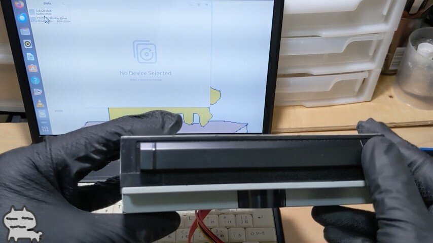 ジャンク再利用】ジャンク品のブルーレイレコーダーから取り出した光学