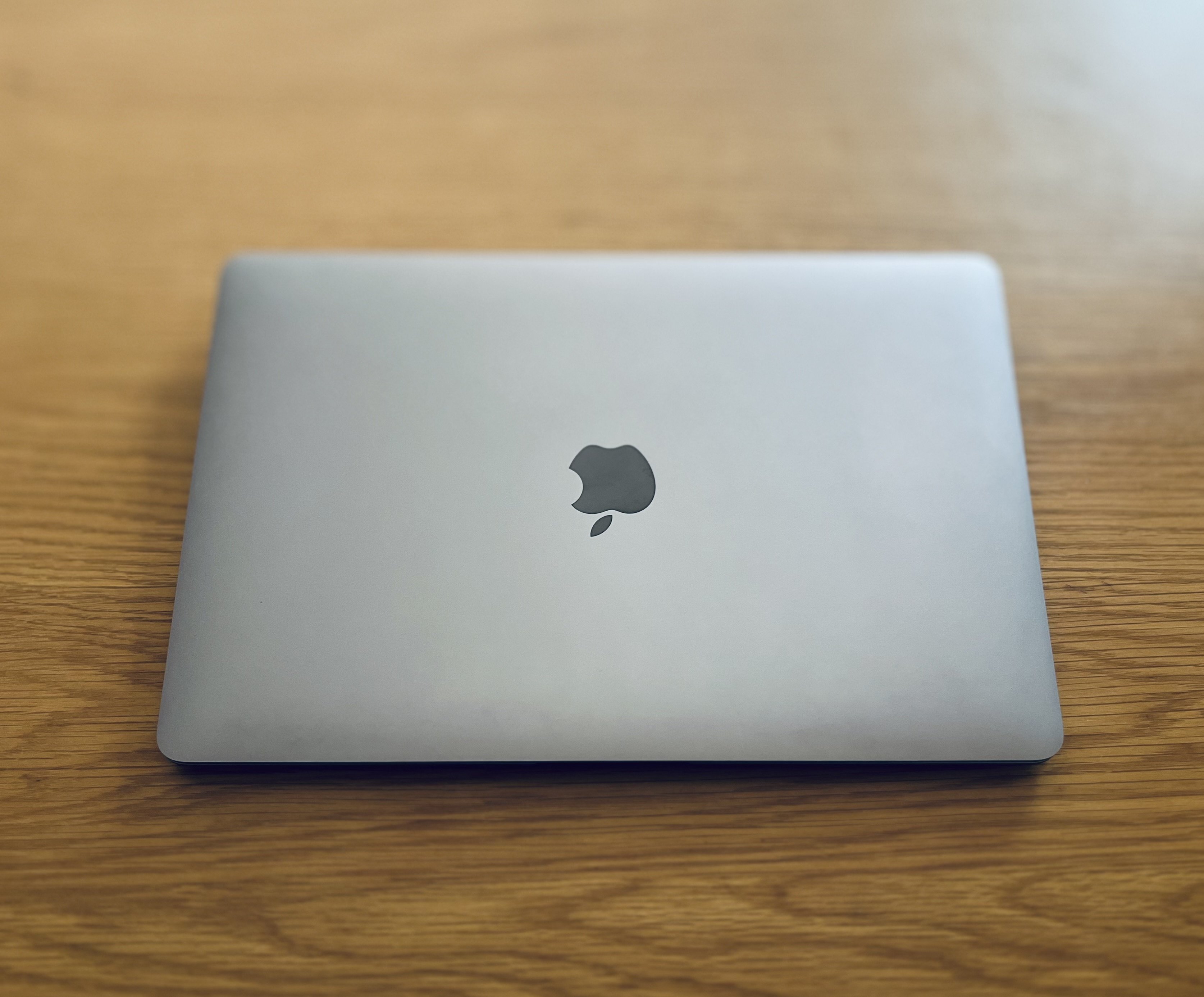 MacBook Air(M1 2020)と一緒に使っているガジェットたち｜mame