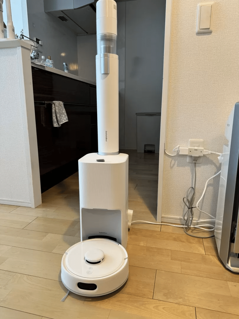 掃除機の最適解！ロボット掃除機とスティック掃除機が一緒になった