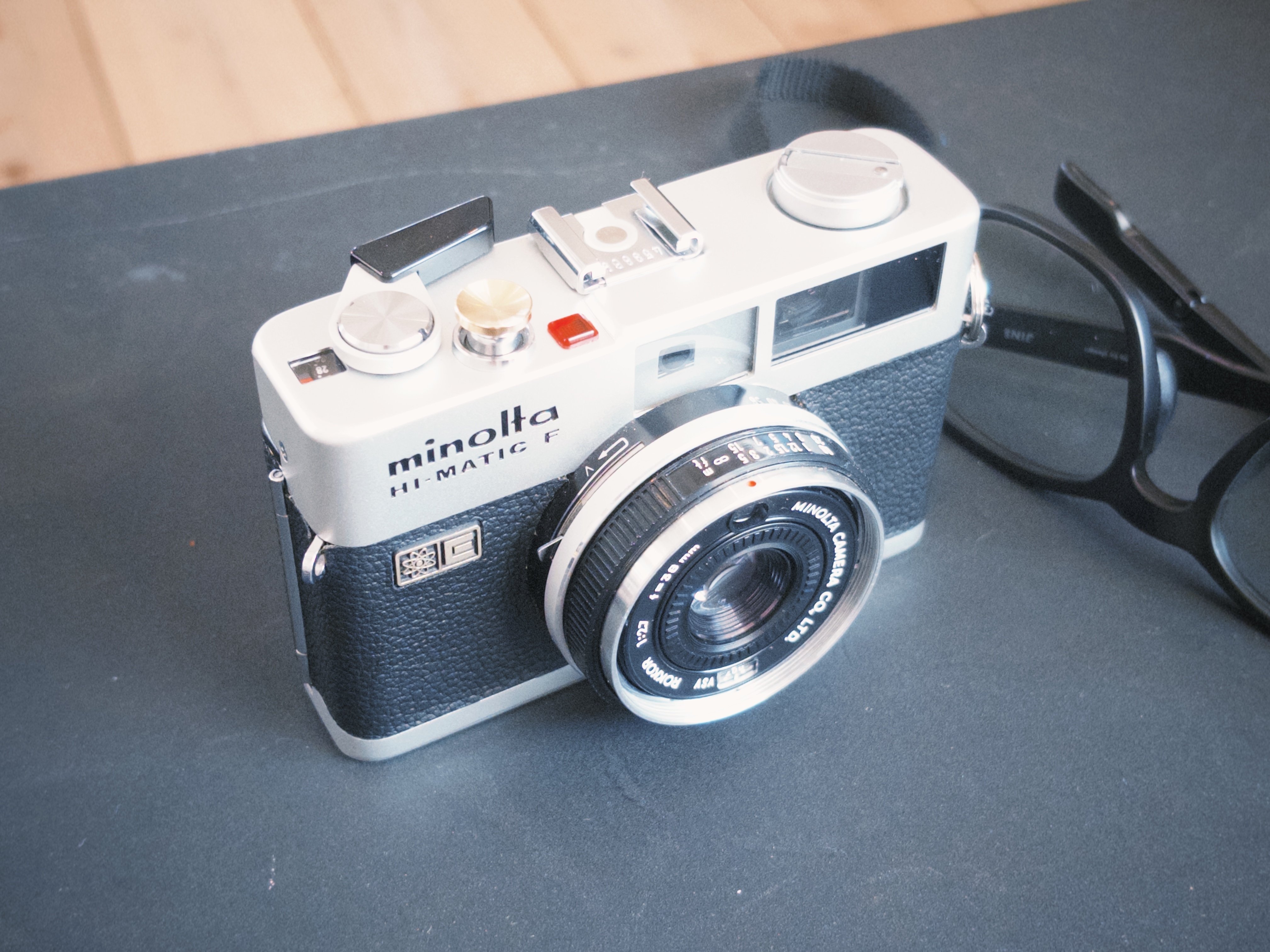 レビュー】フィルムカメラが手元に届きました｜鈴木ユートピア