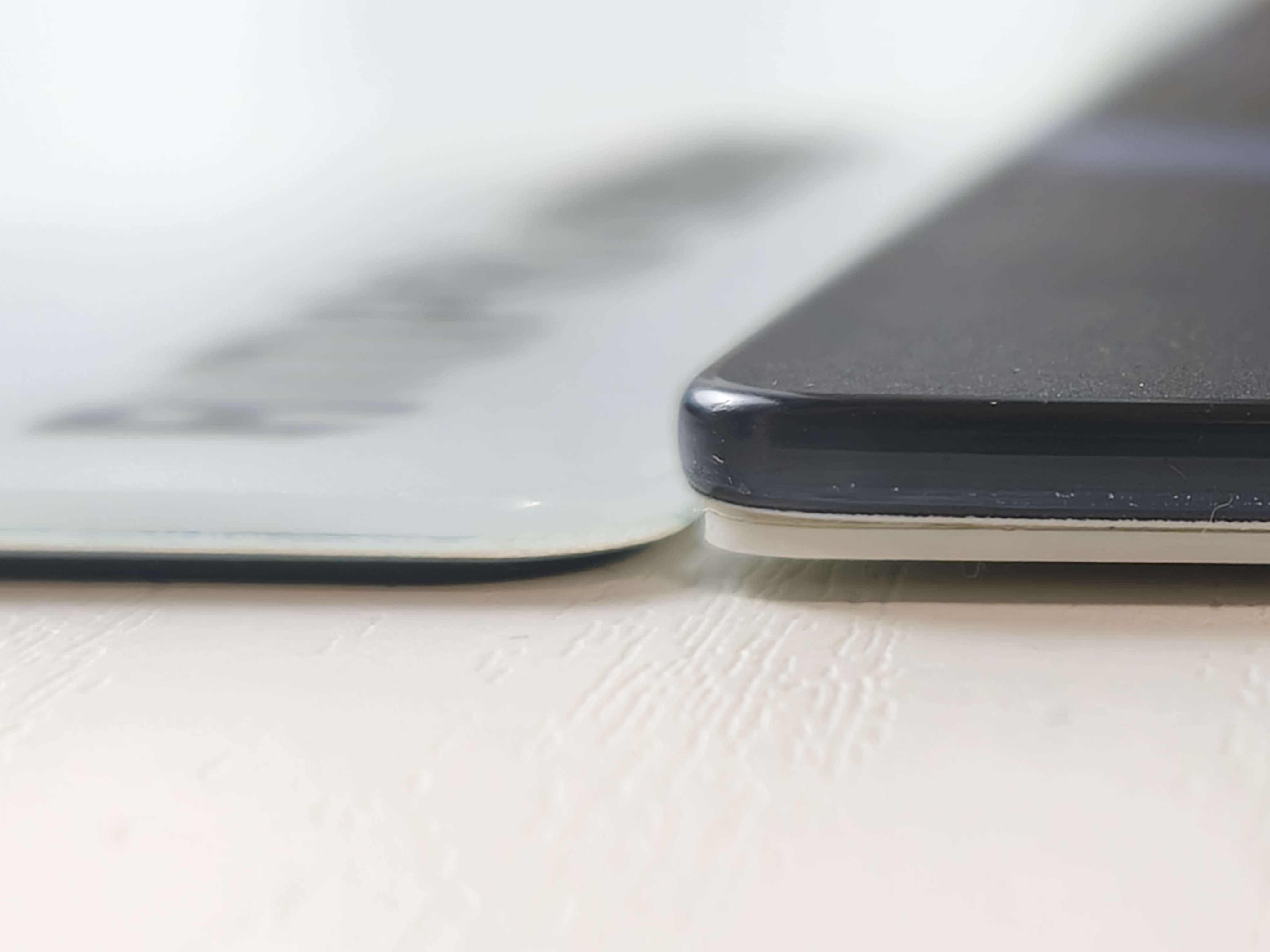 レビュー】AIMPAD1.5 | ガラス製ゲーミングマウスパッドの新基準か