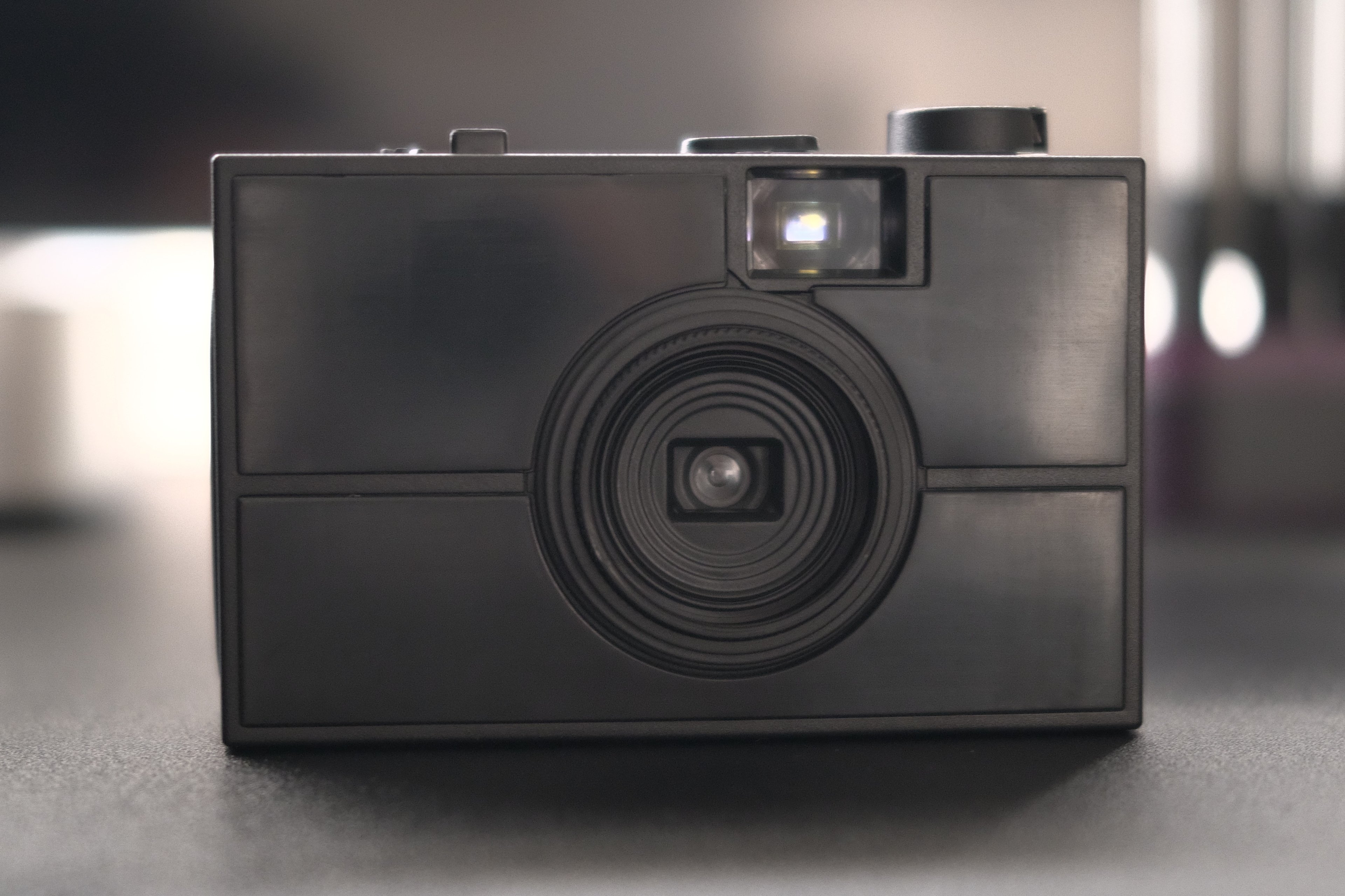 レビュー】プラモデルのカメラ「THE LAST CAMERA」（組立編）｜プラナリア