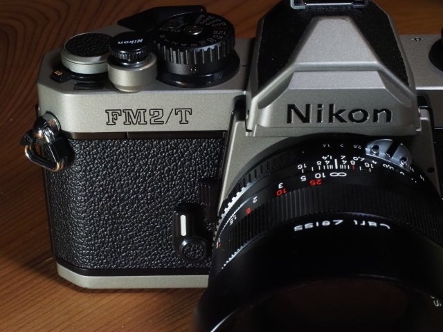 カメラ沼の深淵」 Nikon FM2/T ｜saphirinus