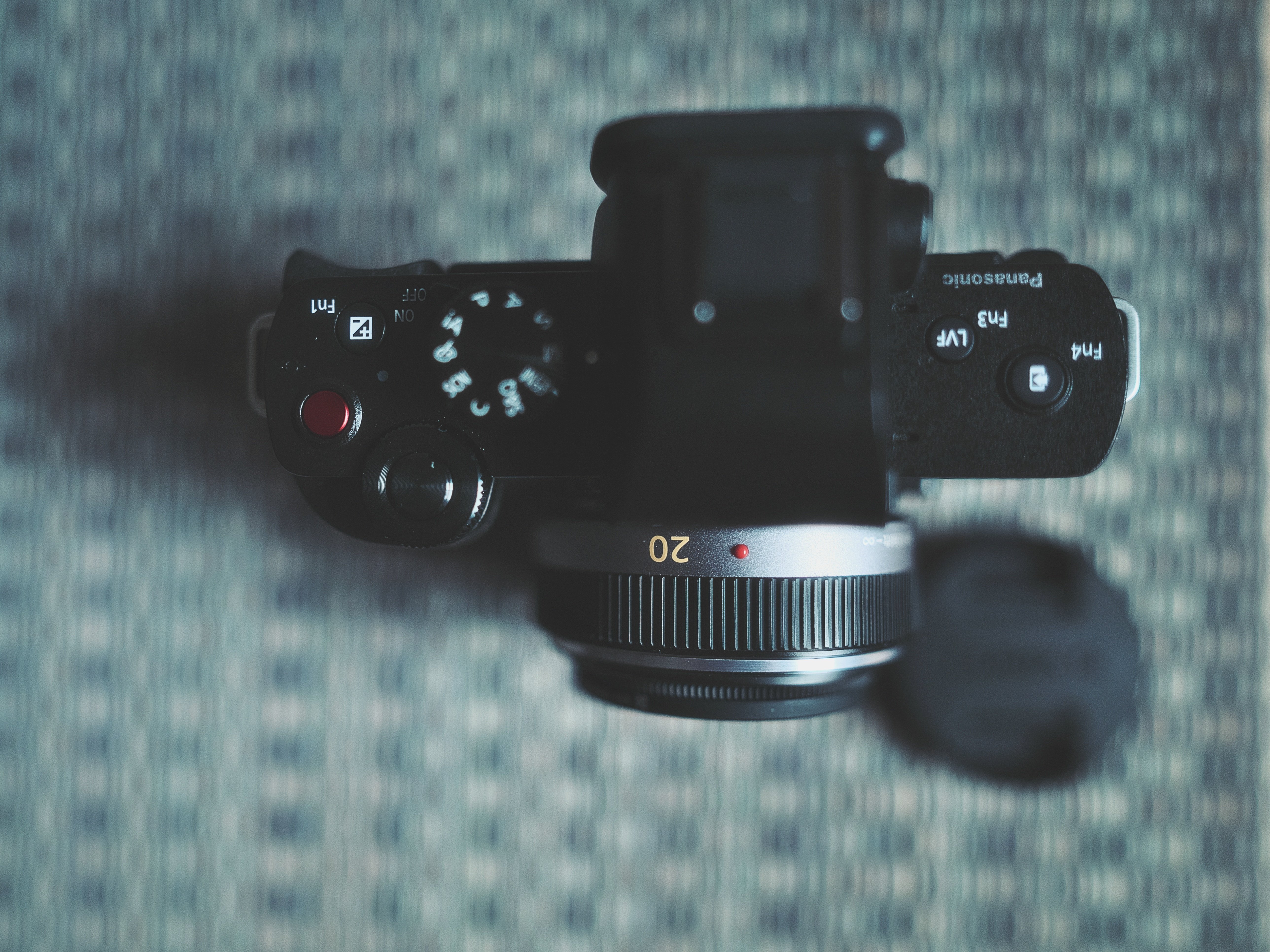 87gの小さな神 LUMIX 20mm F1.7｜大CAMERA-レビュー、気になること-